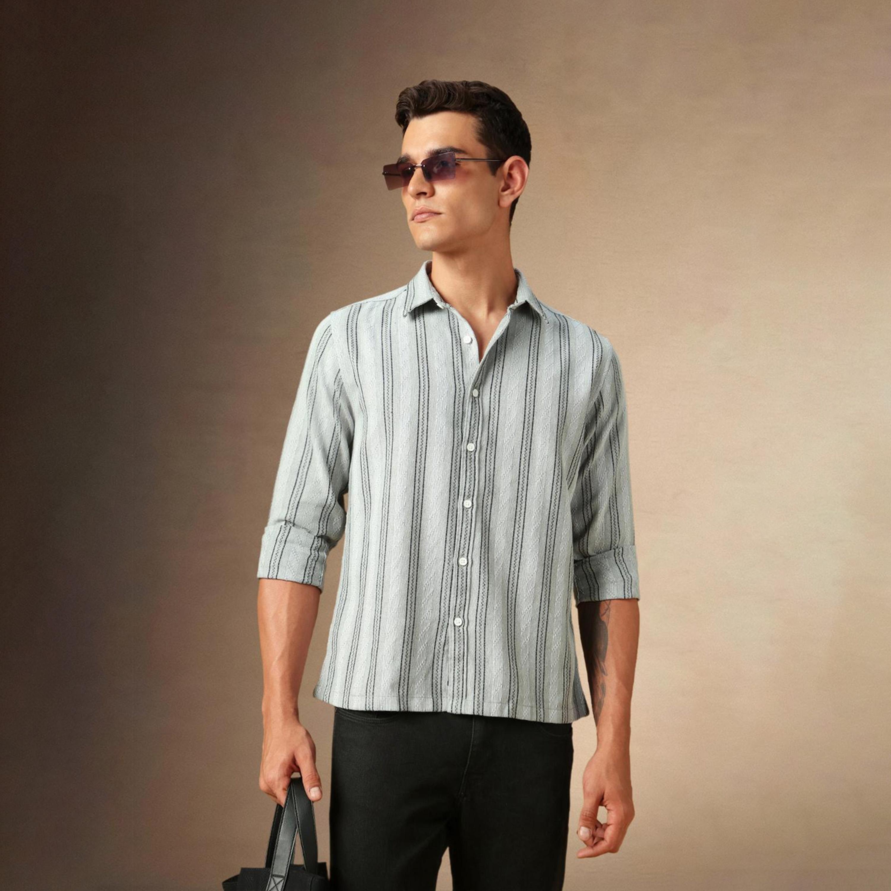 دينيس لينغو× ستايلي-  قميص رمادي مخطط غير شفاف-men-clothing-shirts-image-1