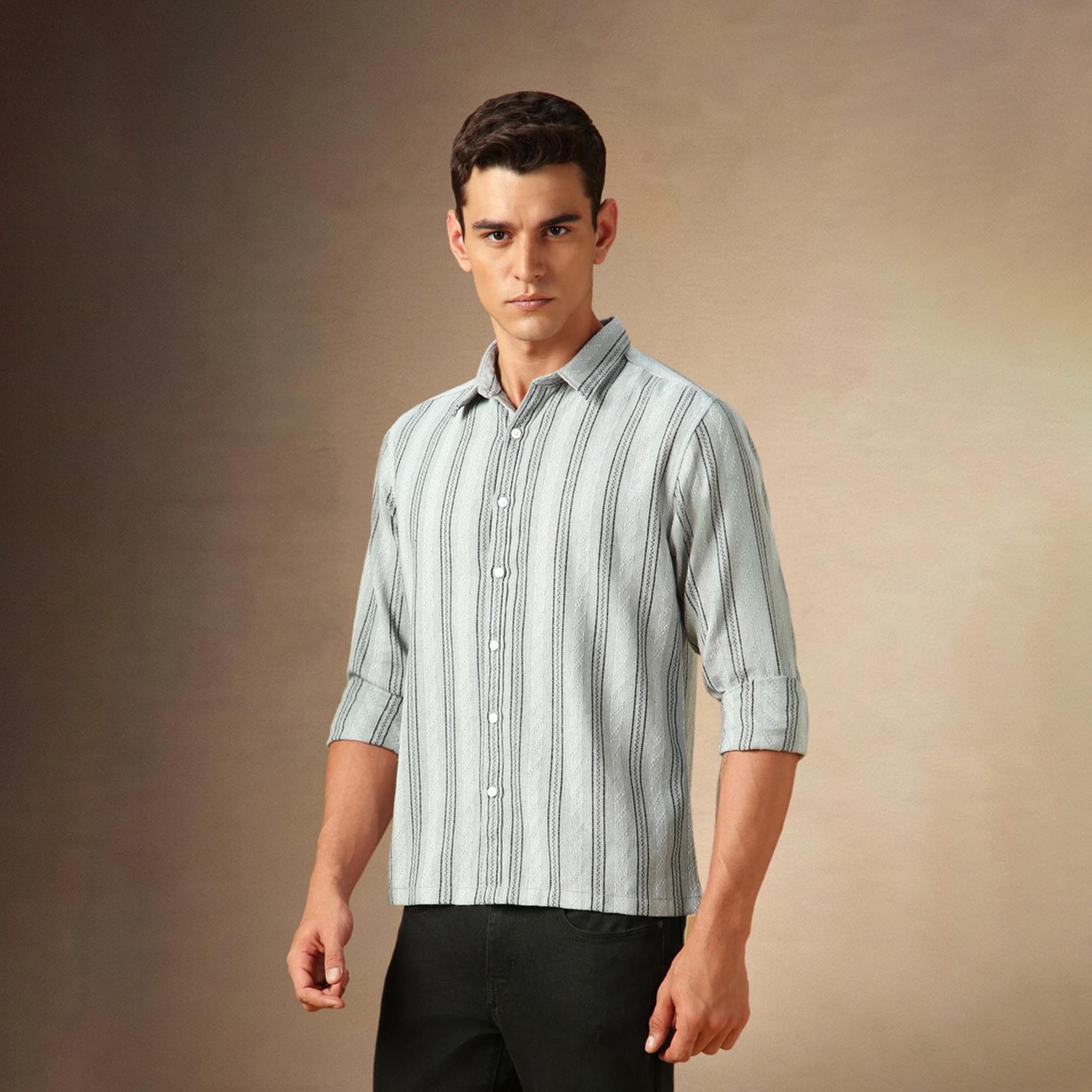 دينيس لينغو× ستايلي-  قميص رمادي مخطط غير شفاف-men-clothing-shirts-image-2