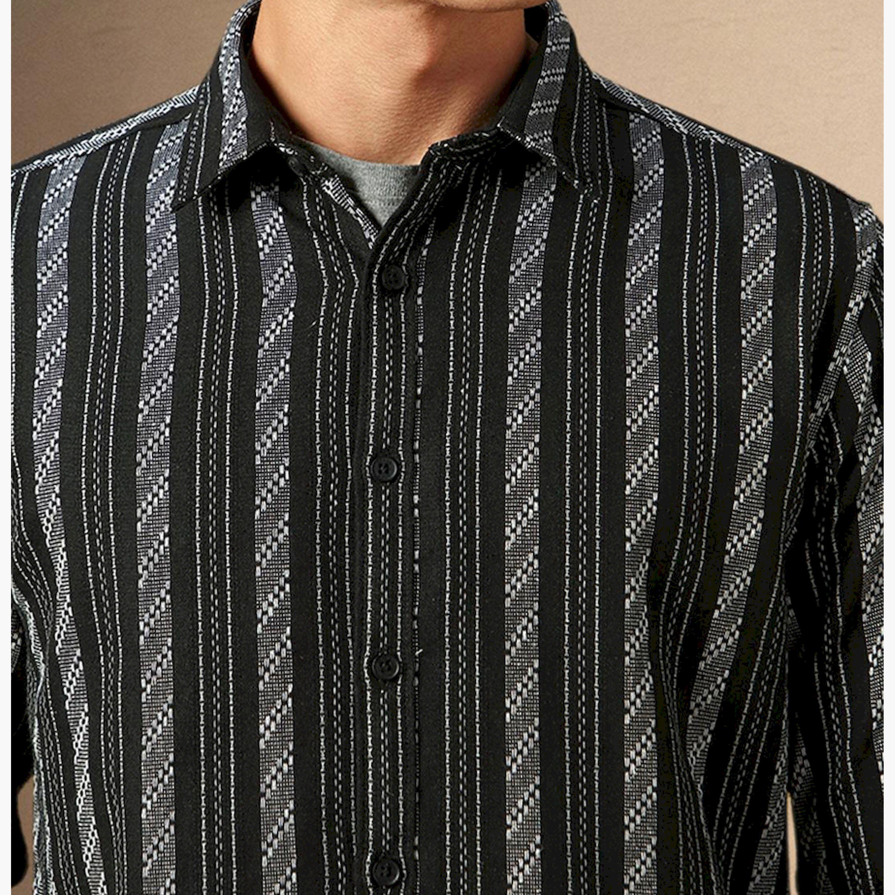 دينيس لينغو× ستايلي-  قميص أسود مخطط غير شفاف-men-clothing-shirts-image-4