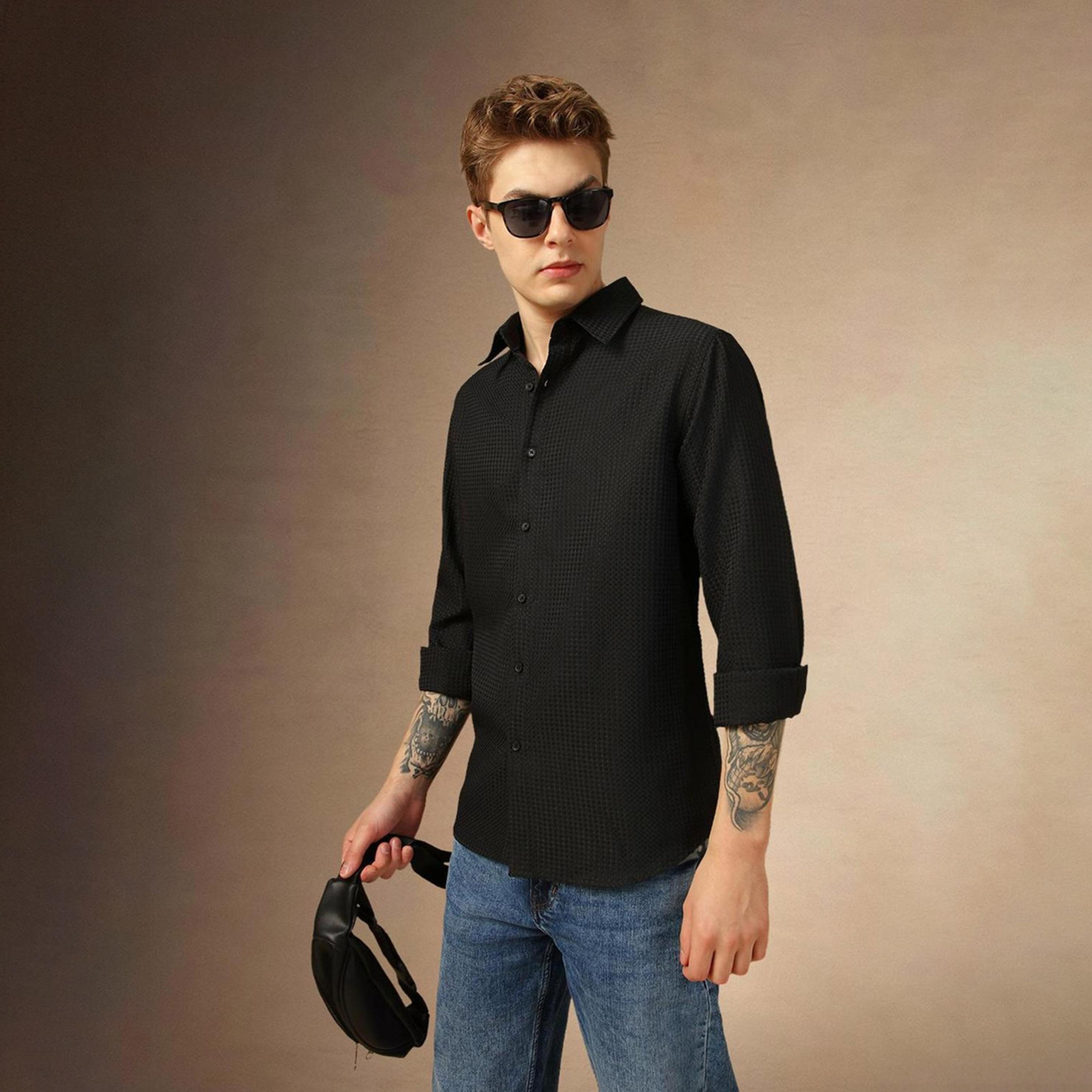 Dennis Lingo X Styli Black Spread Collar Textured Casual Shirt-men-clothing-shirts-image-2