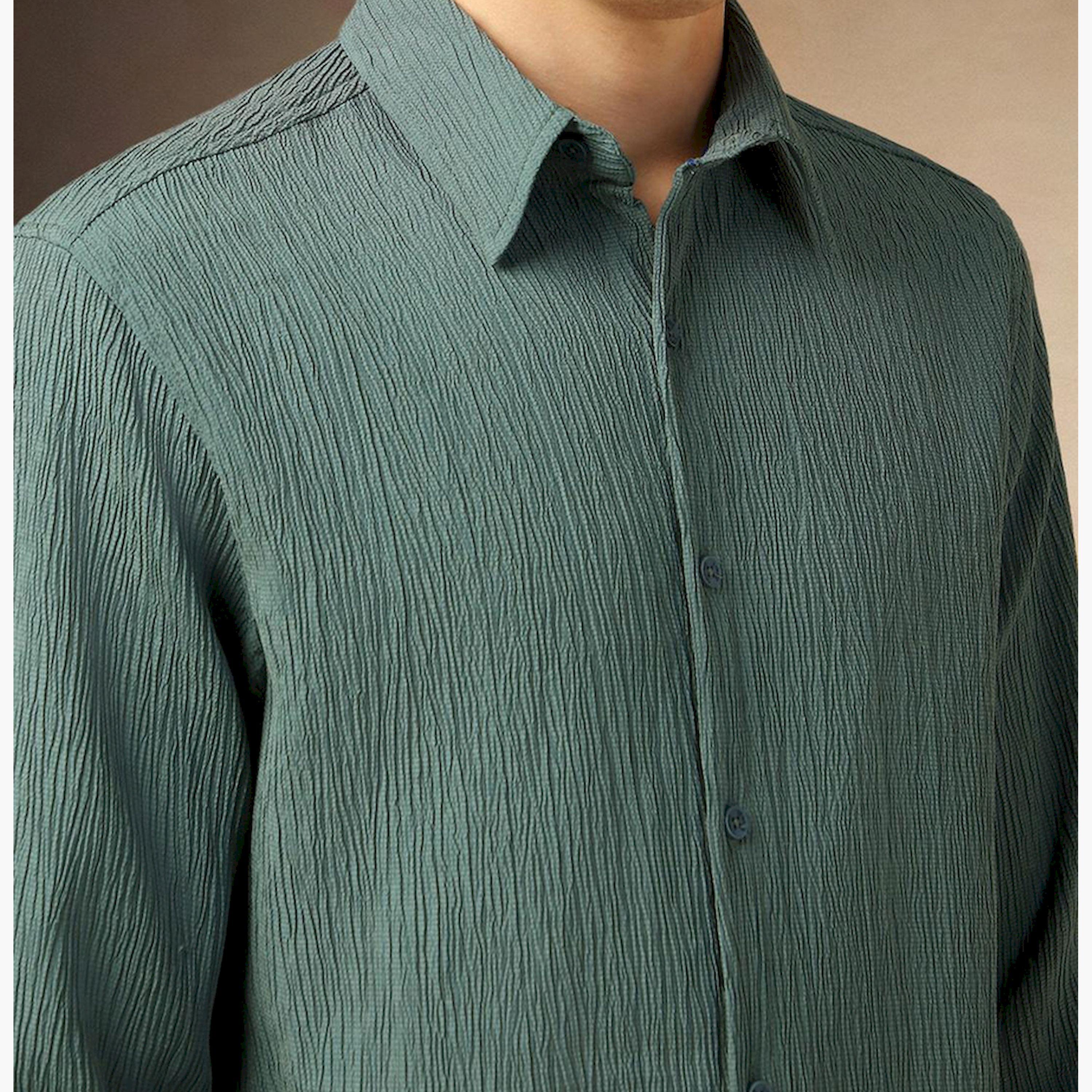 Dennis Lingo X Styli Green Spread Collar Textured Casual Shirt-men-clothing-shirts-image-4