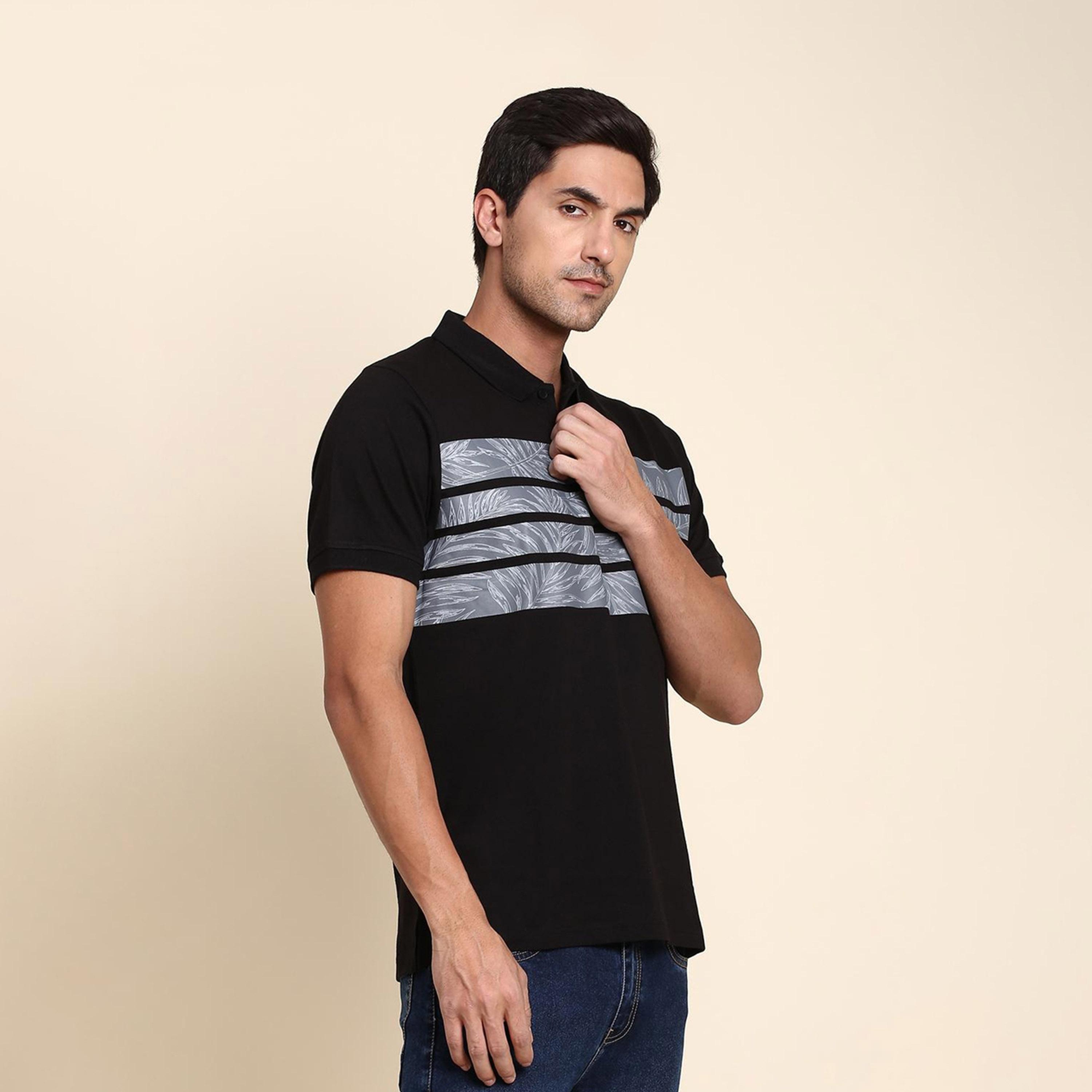دينيس لينغو× ستايلي-  تي شيرت بولو ياقة بولو مخططة رسوم استوائية باللون الأسود-men-clothing-tshirtsandpolos-tshirts-image-6