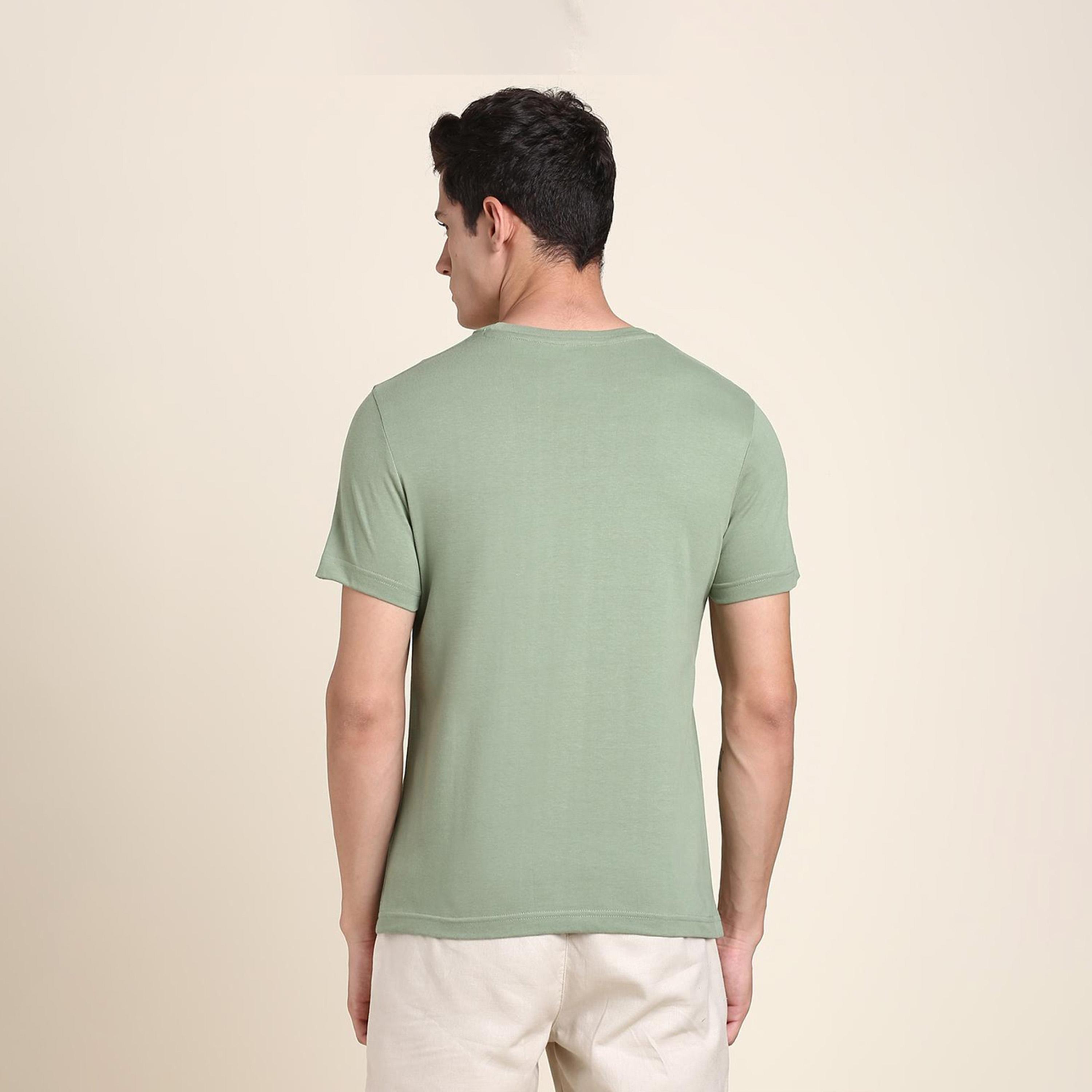 دينيس لينغو× ستايلي-  تي شيرت رجالي برقبة دائرية وقصة عادية مخطط لون أخضر-men-clothing-tshirtsandpolos-tshirts-image-3