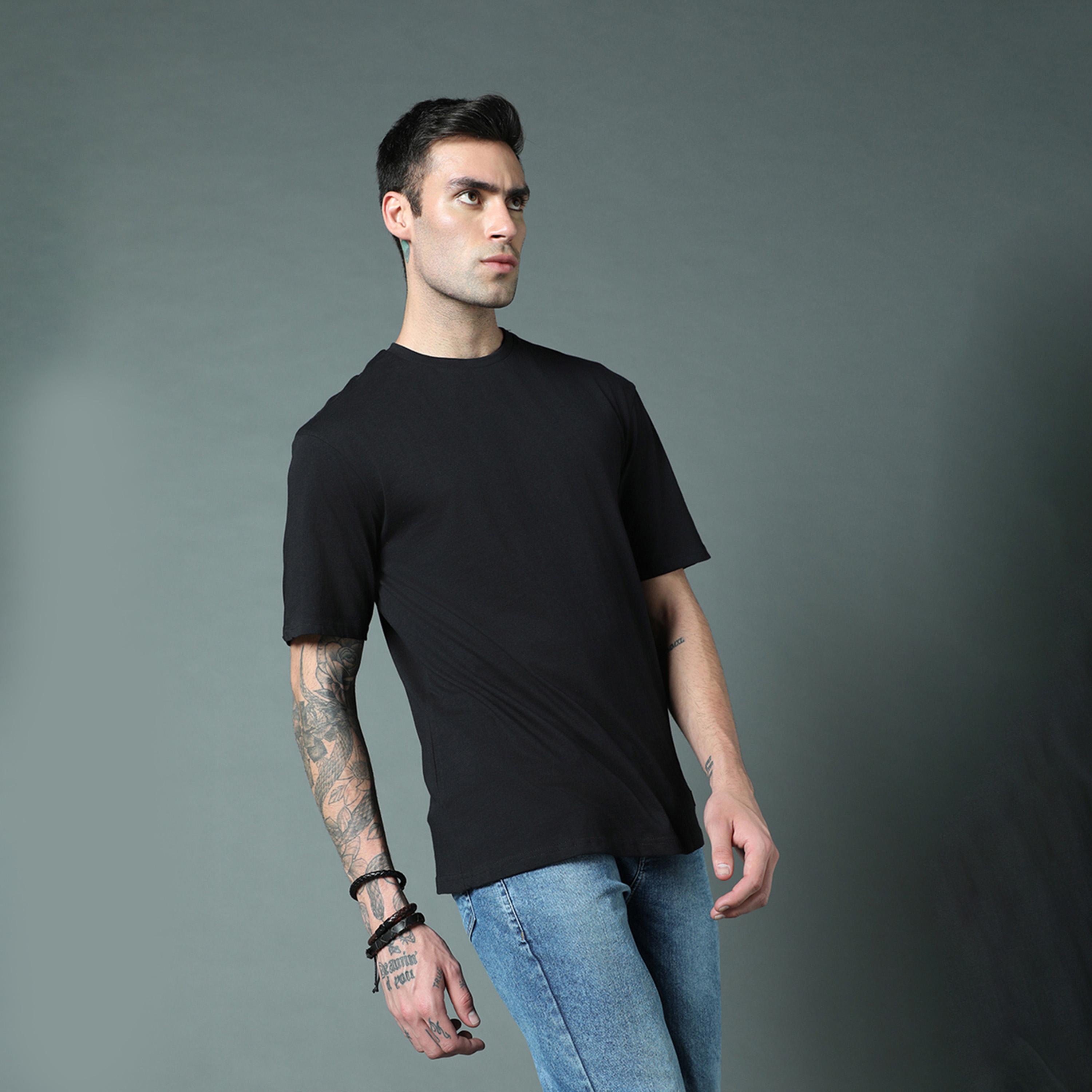 هاي ستار × ستايلي-  تي شيرت للرجال أسود-men-clothing-tshirtsandpolos-tshirts-image-1
