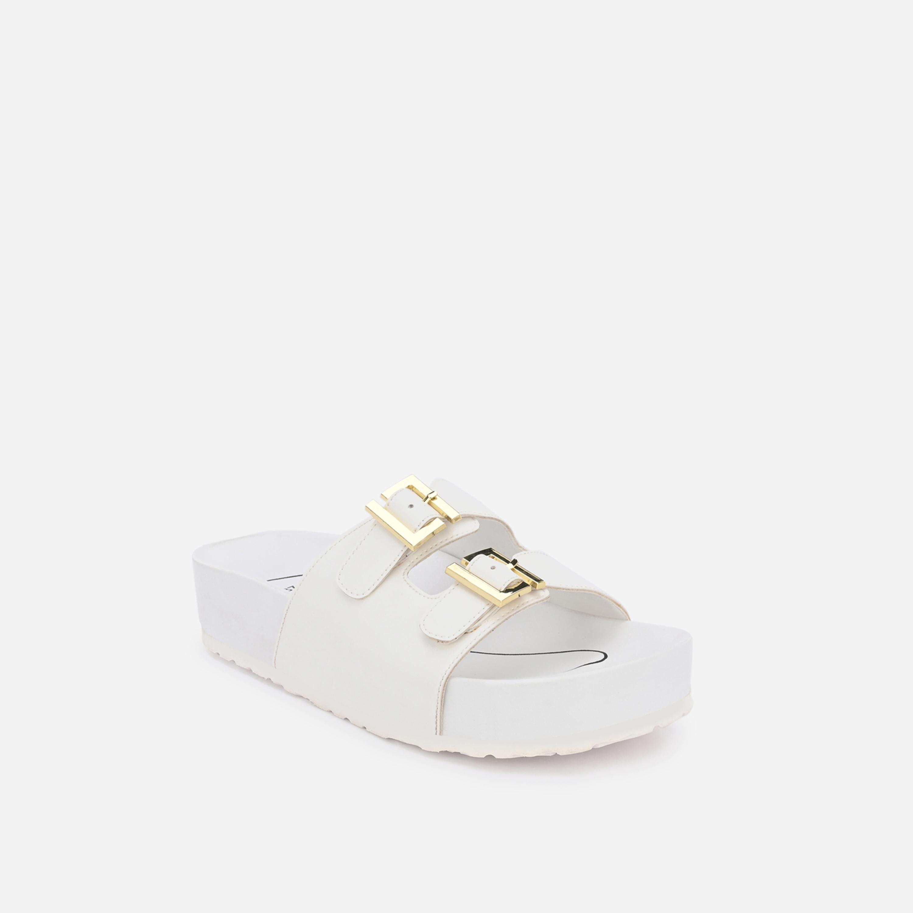 فريش فيت × ستايلي - صندل ميشيل تقويمي بتفاصيل إبزيم-women-shoes-sandals-flats-image-3