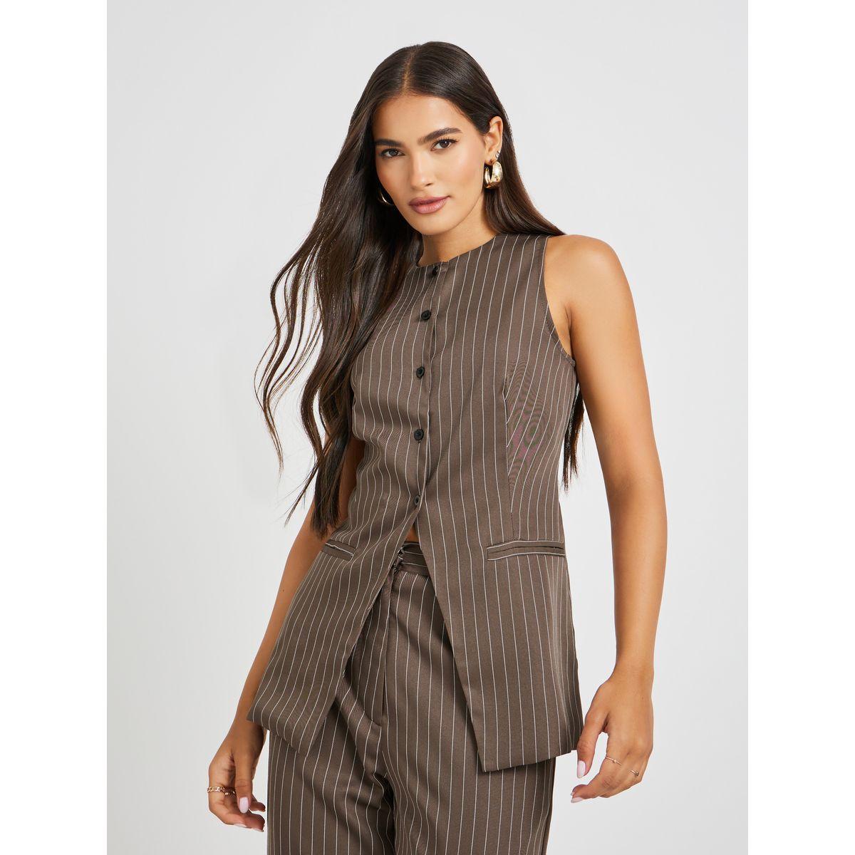 جيليه مخطط بياقة دائرية وأزرار-women-clothing-coatsandjackets-waistcoats-image-1