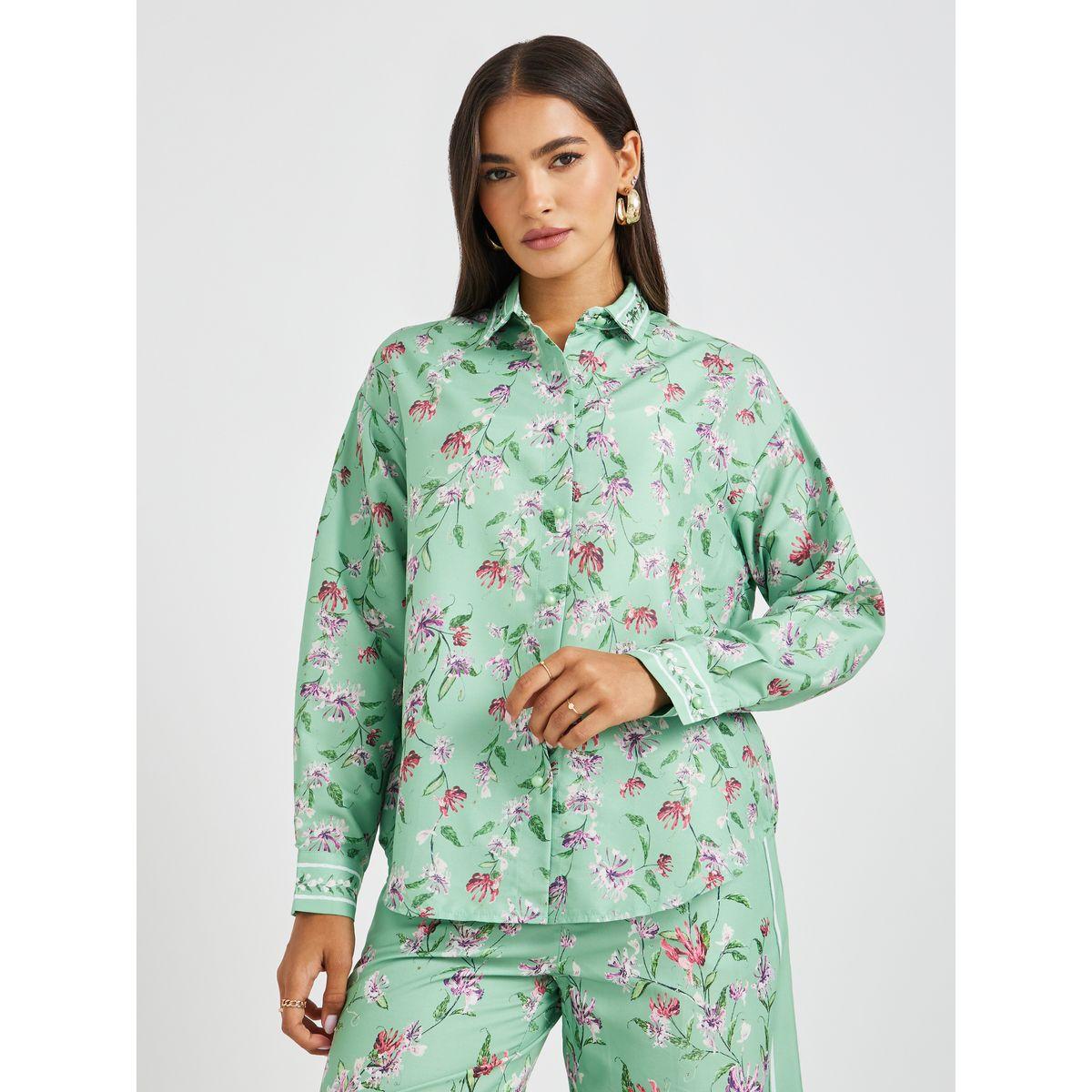 بلوزة مطبعة بالكامل بزهور مع ياقة سبريد-women-clothing-shirtsandblouses-shirts-image-2
