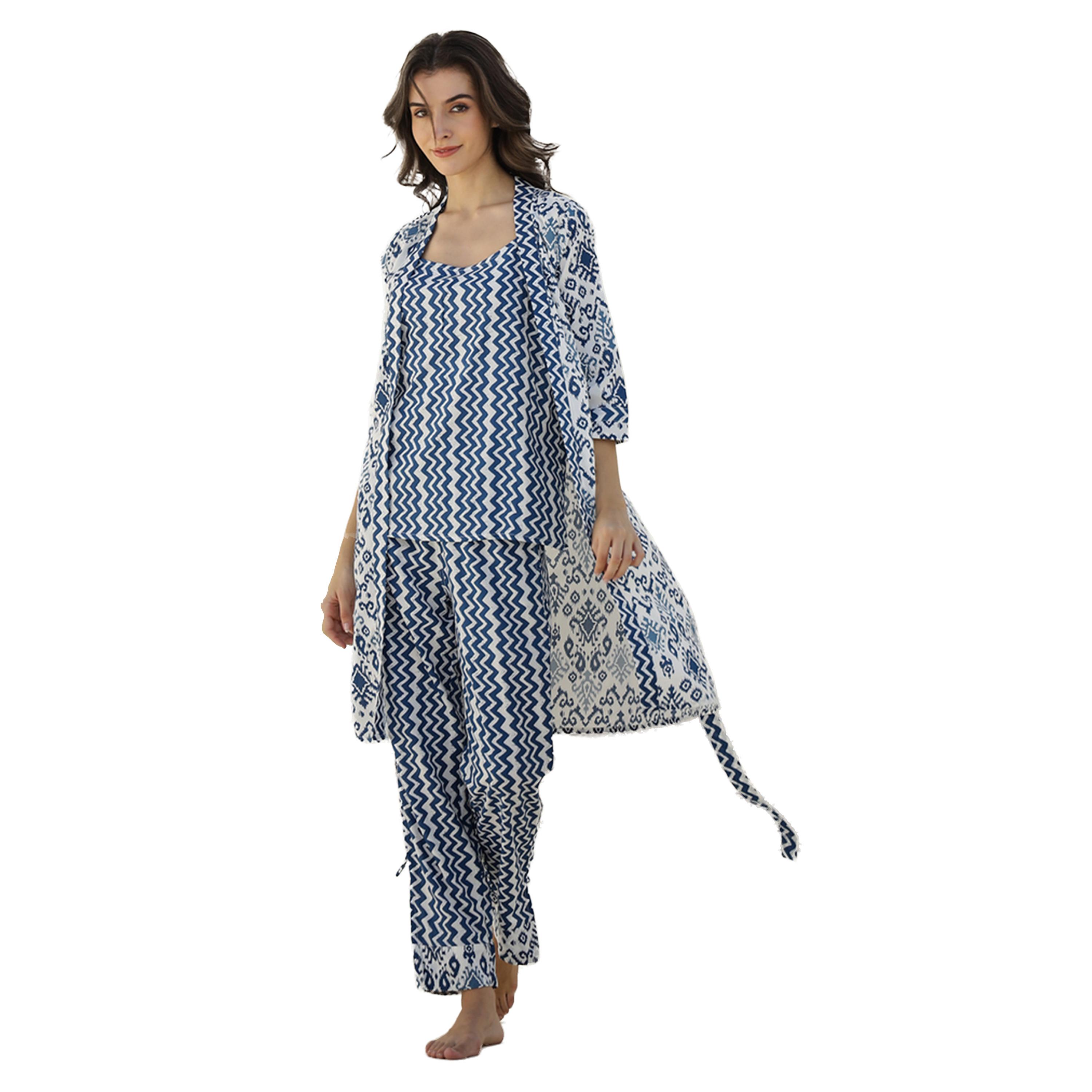 سانسكروتي هومز × ستايلي - طقم توب وسترة وبيجامة مطبوع بالكامل-women-clothing-nightwear-pyjamas-longsets-image-1