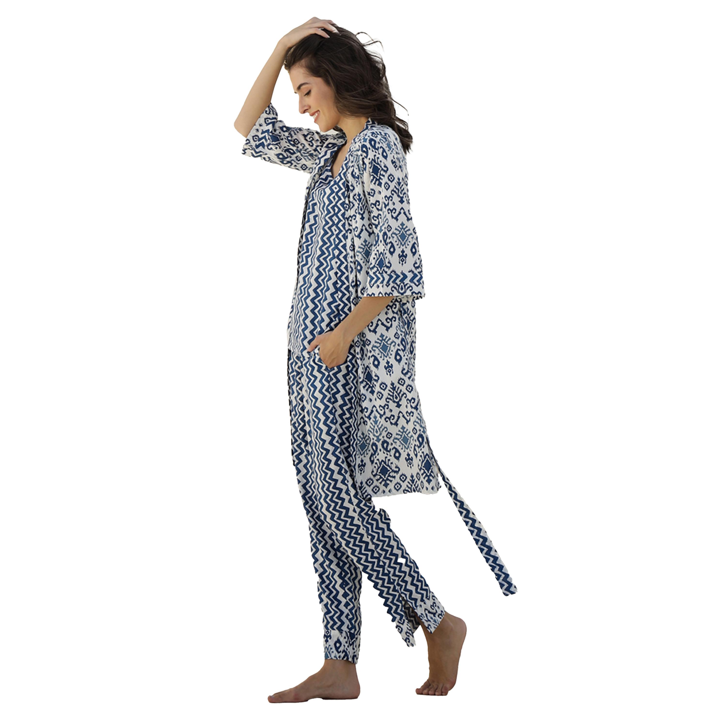 سانسكروتي هومز × ستايلي - طقم توب وسترة وبيجامة مطبوع بالكامل-women-clothing-nightwear-pyjamas-longsets-image-3