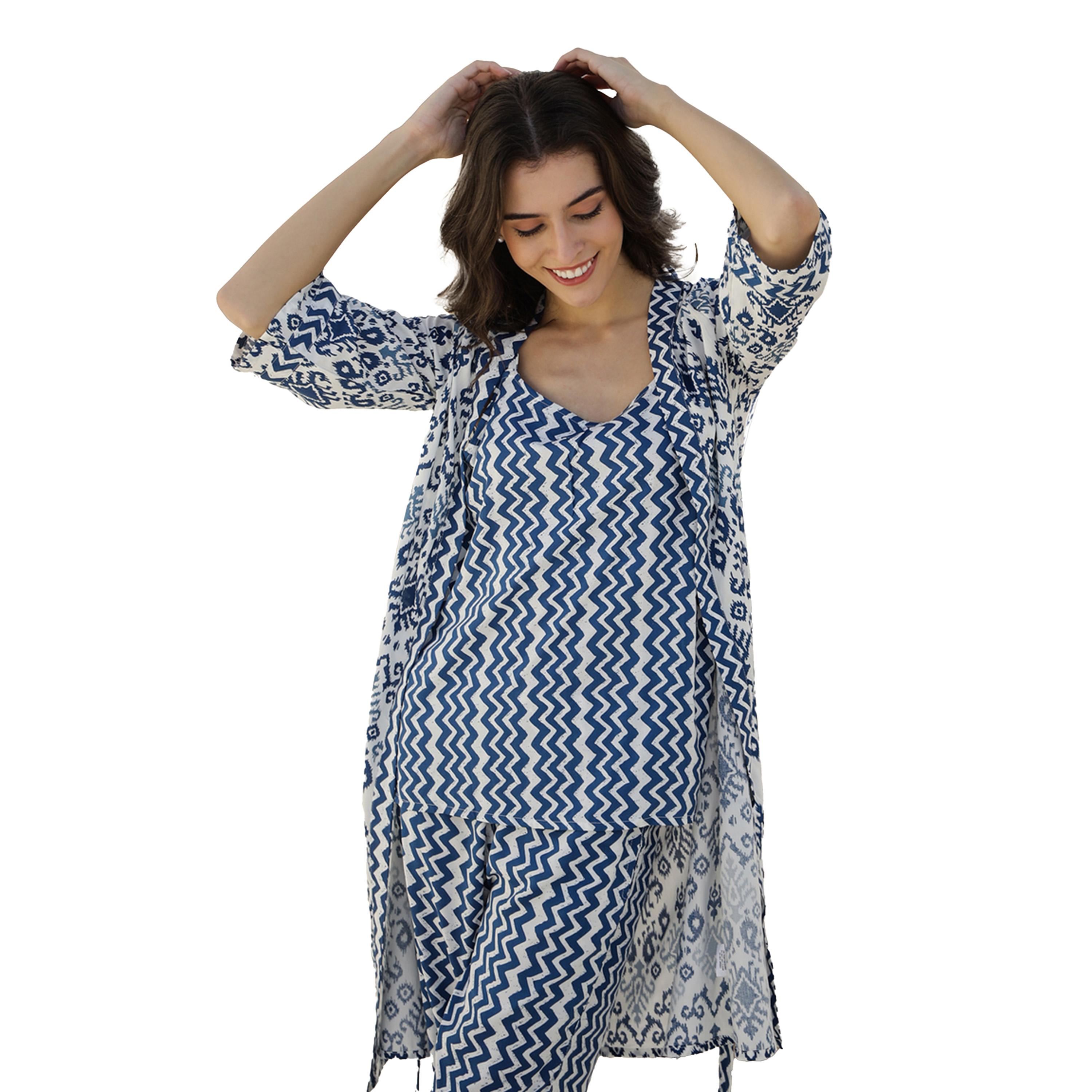 سانسكروتي هومز × ستايلي - طقم توب وسترة وبيجامة مطبوع بالكامل-women-clothing-nightwear-pyjamas-longsets-image-6