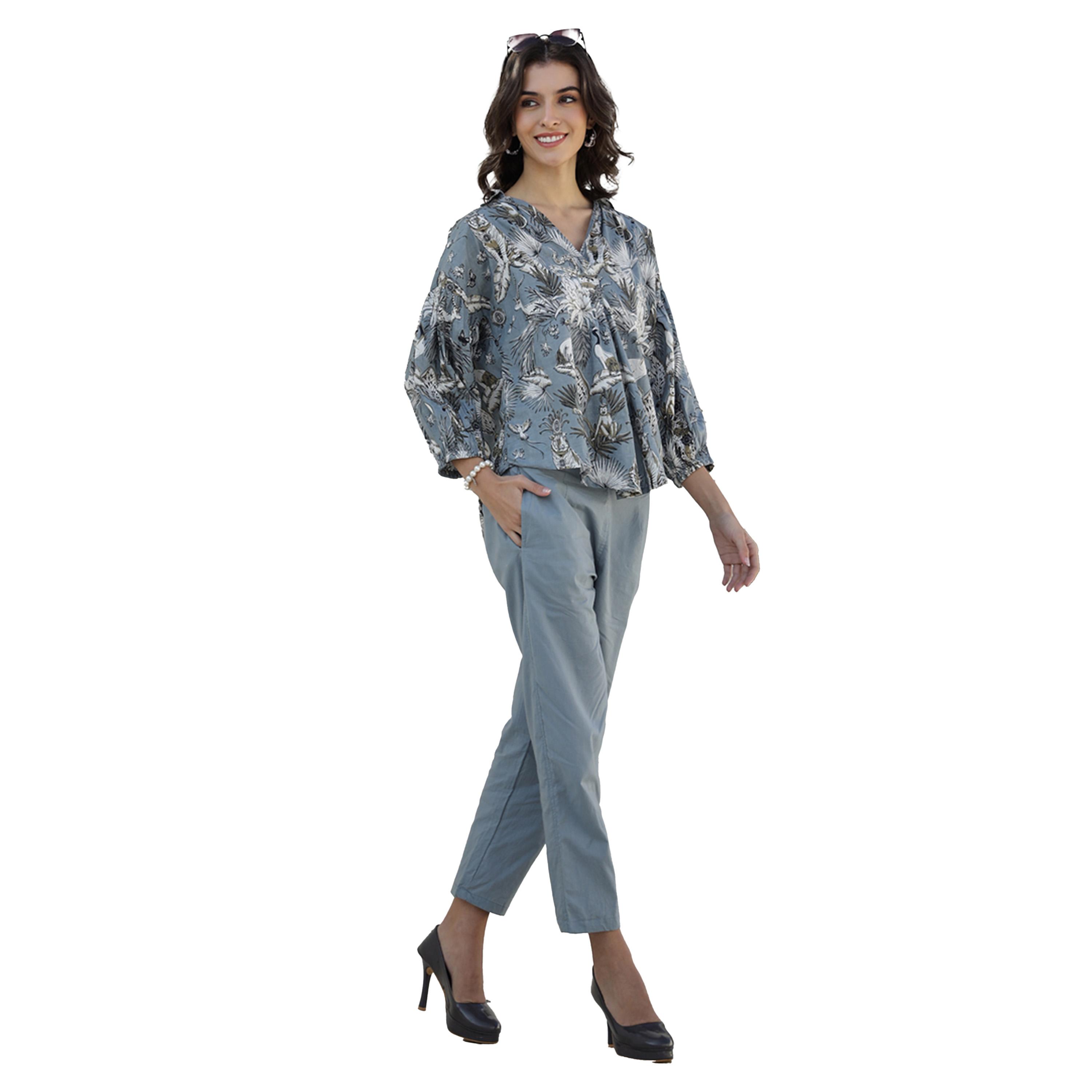 سانسكروتي هومز × ستايلي - طقم قميص قطني مطبوع بياقة V مع بنطال-women-clothing-coordsets-image-3