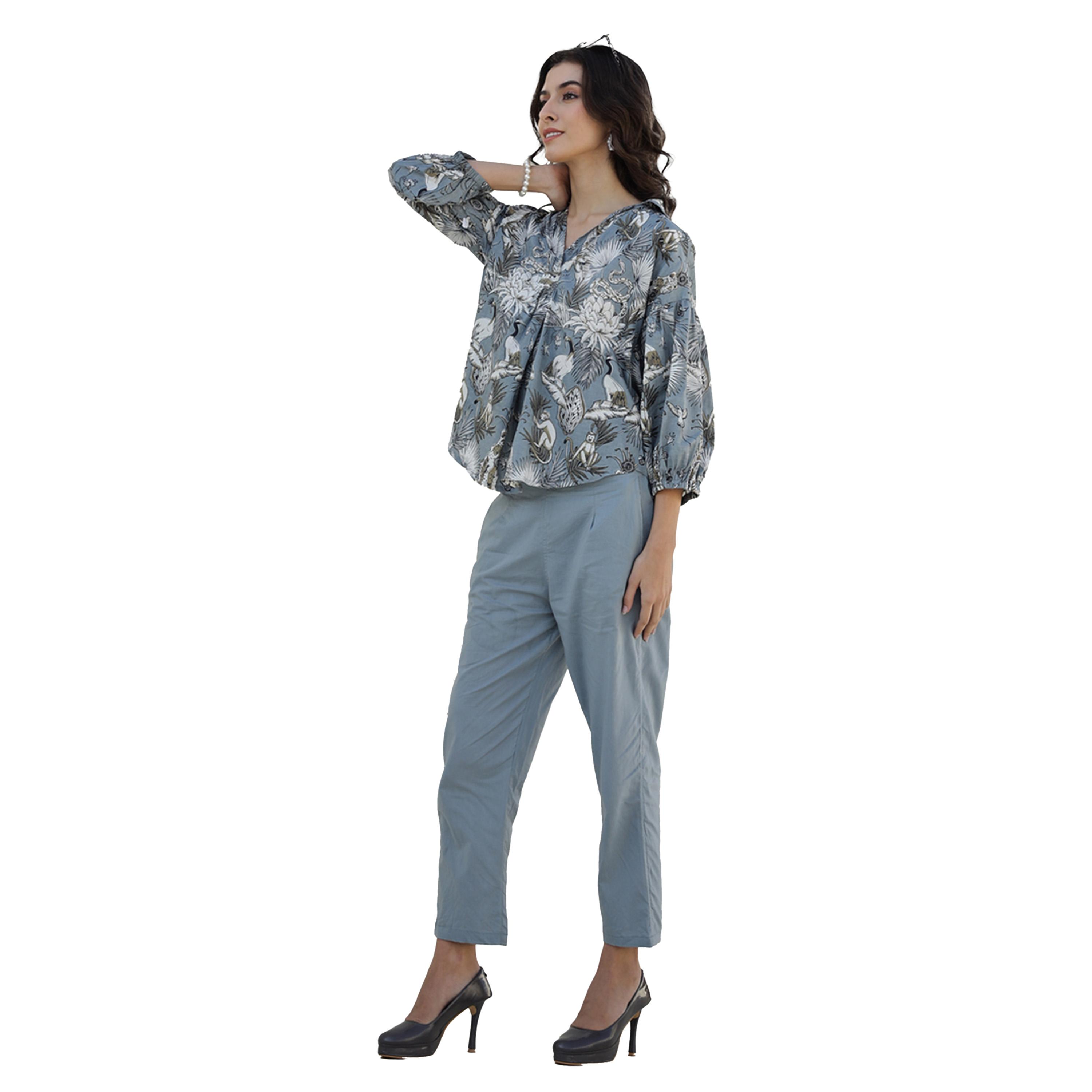 سانسكروتي هومز × ستايلي - طقم قميص قطني مطبوع بياقة V مع بنطال-women-clothing-coordsets-image-4