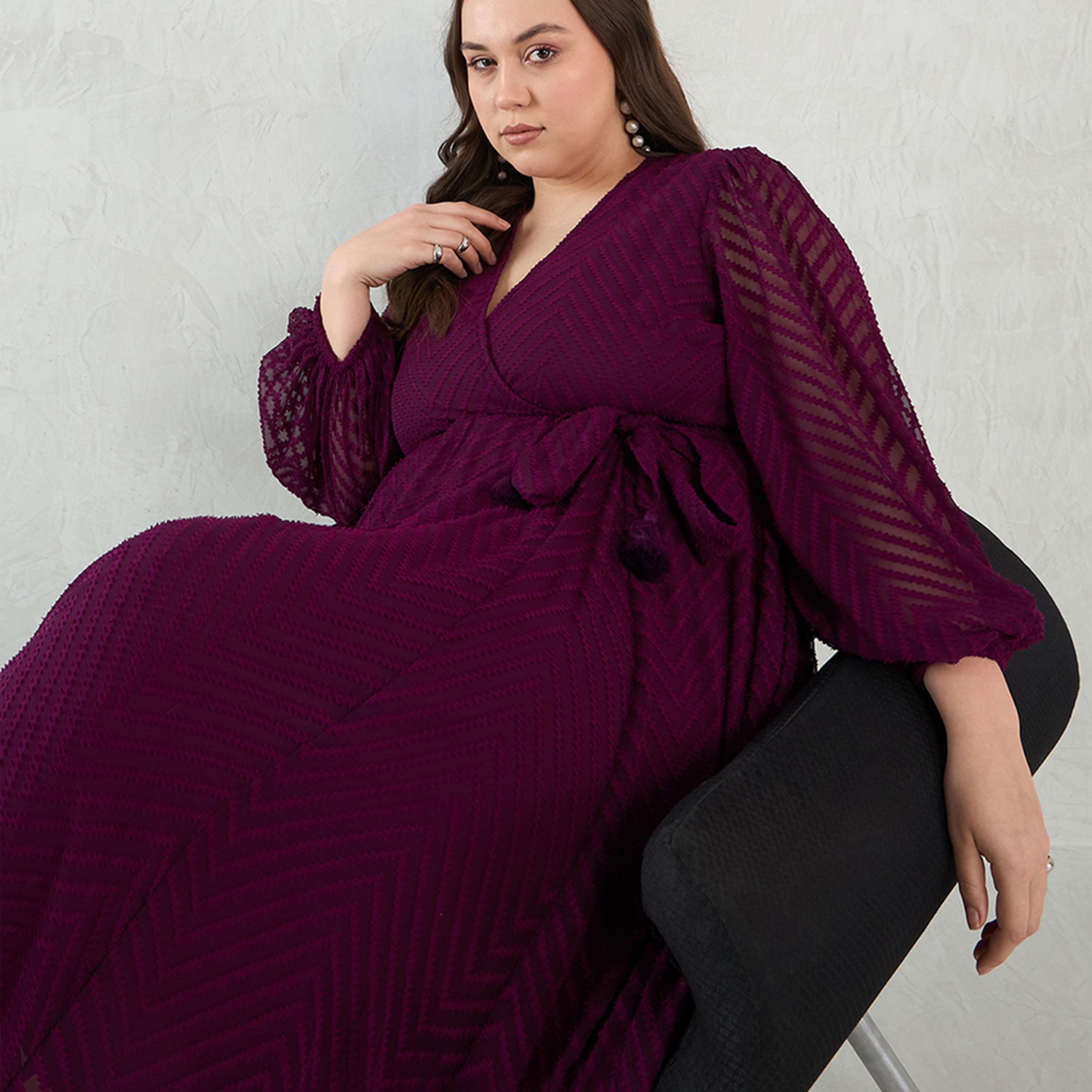 فيميلا × ستايلي - فستان ماكسي ملفوف من قماش دوبي بنمط شيفرون - نبيذي-women-clothing-dresses-image-5