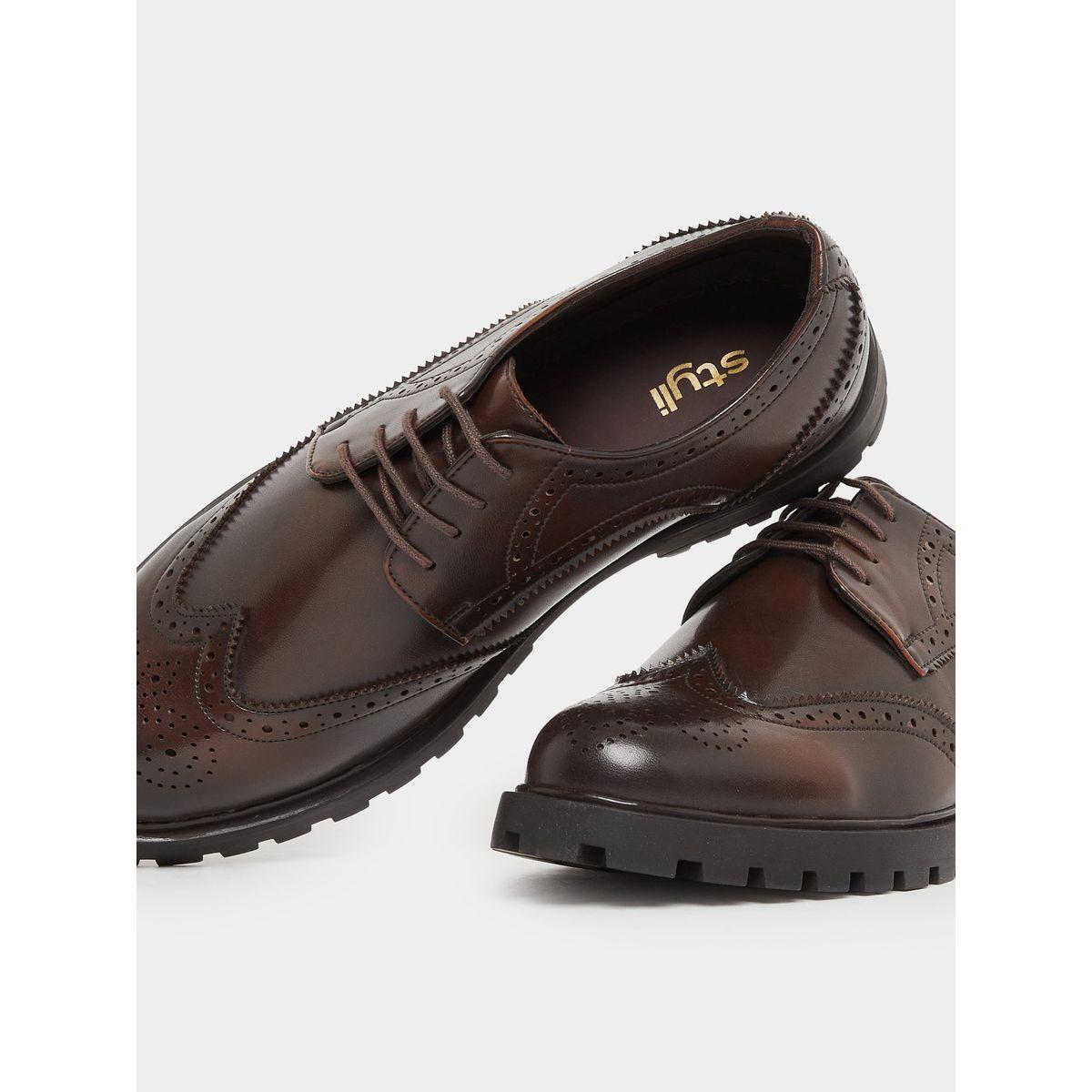 Styli Plain Wingtip Lace-Up Brogue Shoes-men-shoes-formalshoes-image-3