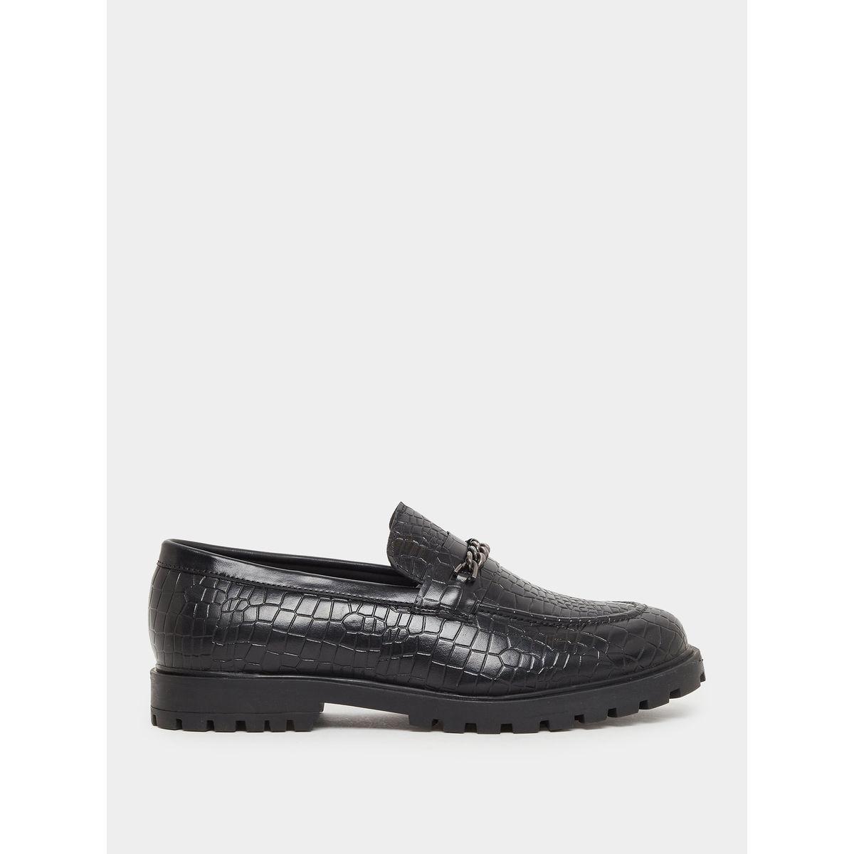 حذاء لوفرز شانكي بتفاصيل بارزة الملمس-men-shoes-loafersandmoccasins-image-1
