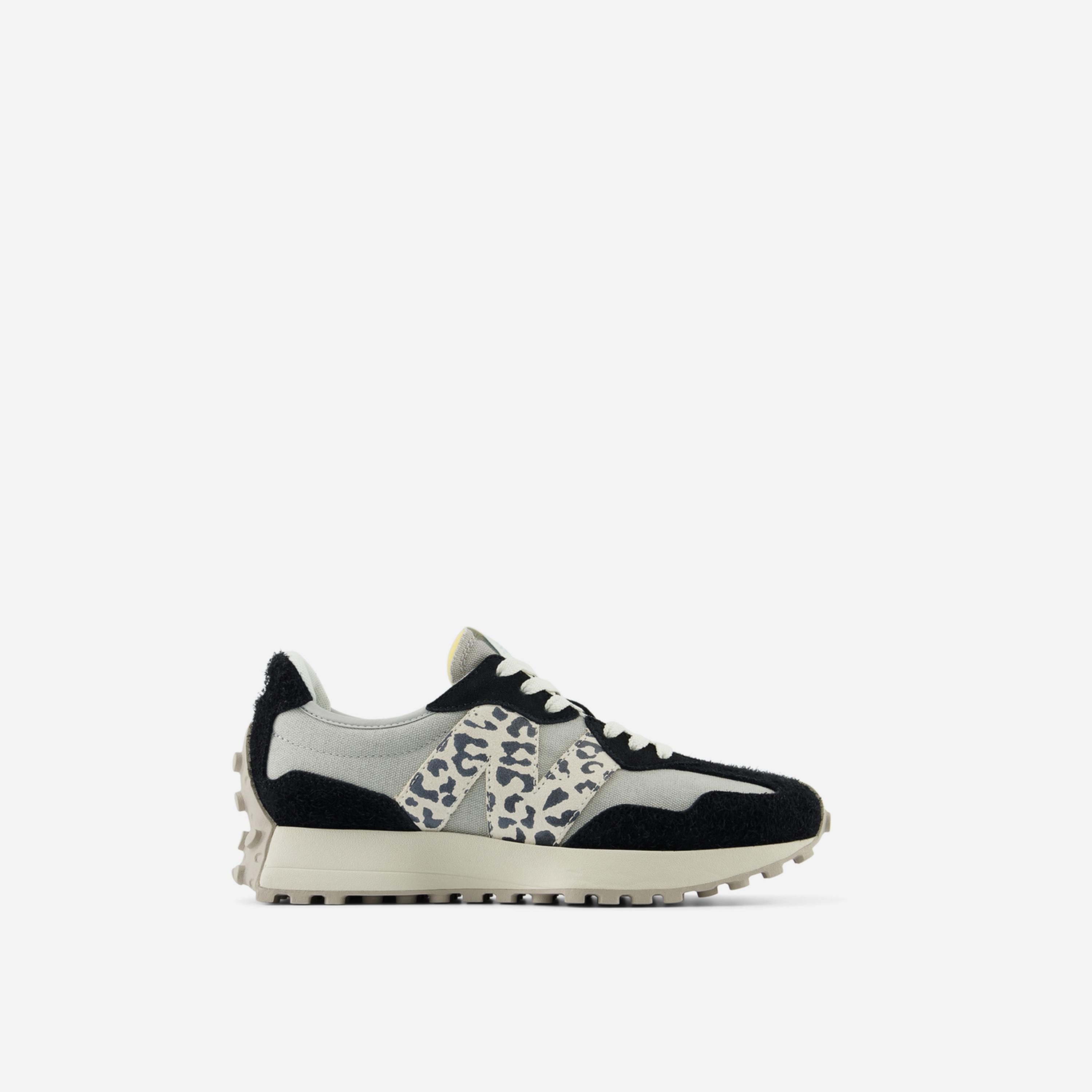 New Balance 327 Sneakers-women-shoes-sneakers-image-2