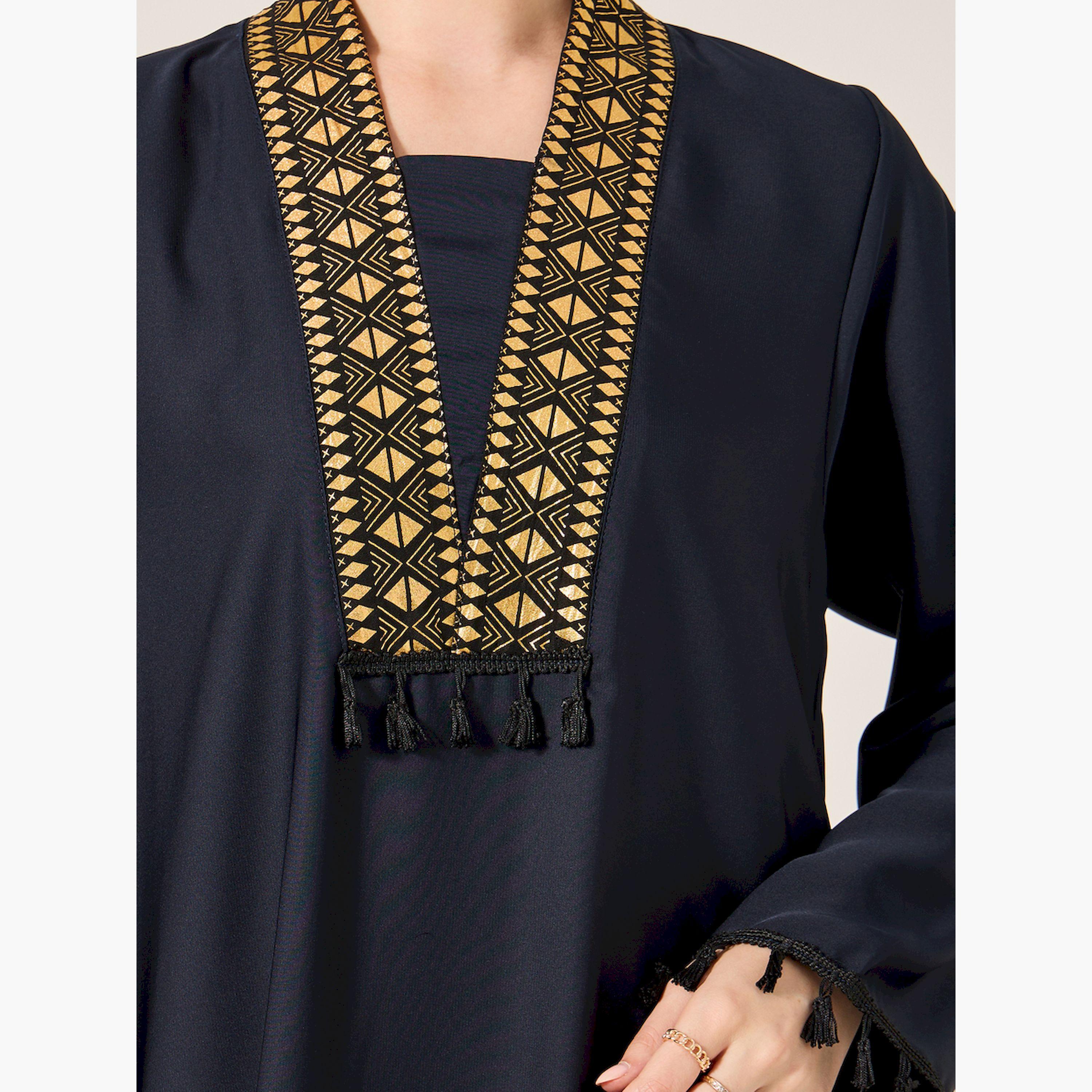 ستايلي - جلابية واسعة بياقة V وتفاصيل دانتيل مع شراشيب-women-arabicclothing-jalabiyas-image-4