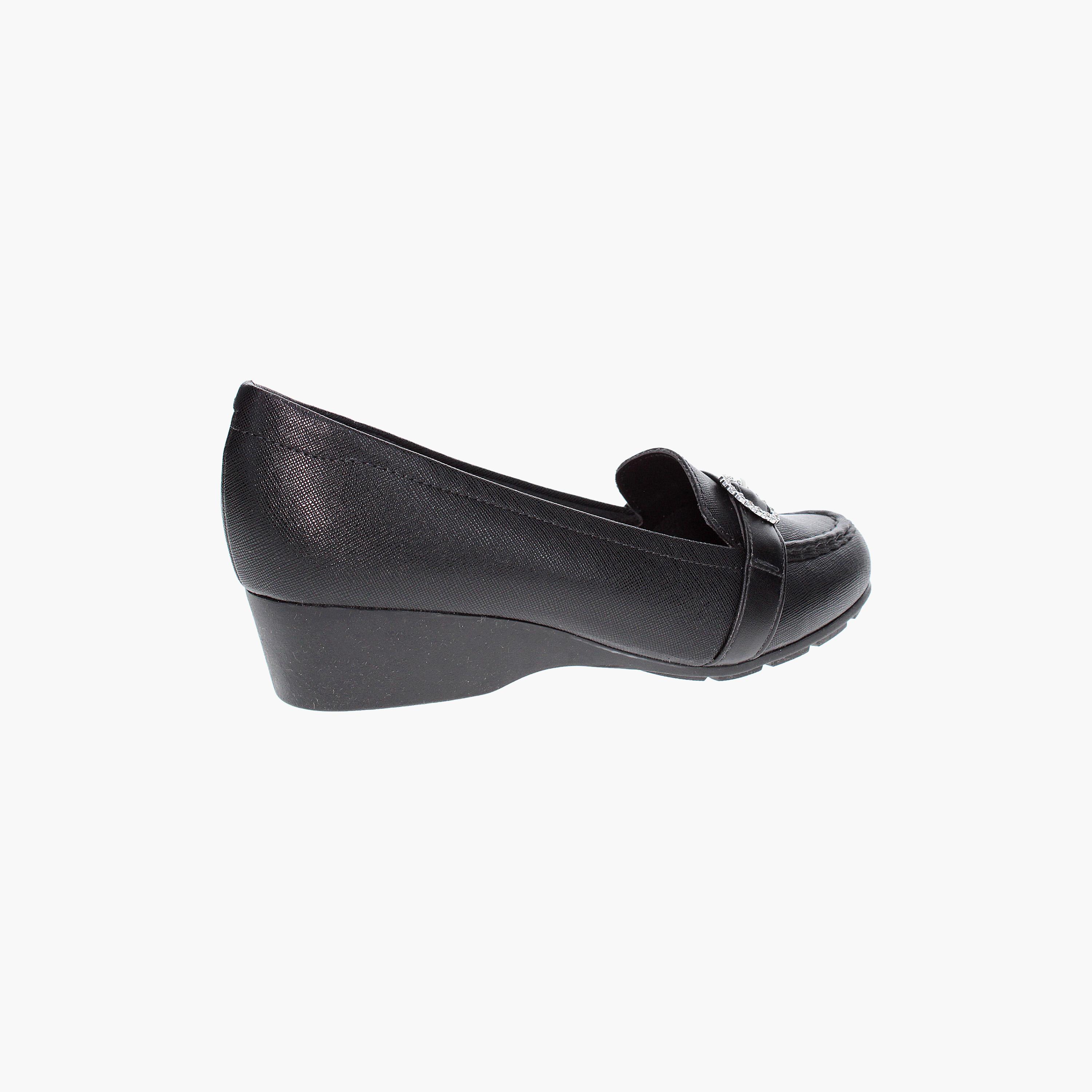 حذاء لوفرز نسائي من موداري ذو سلیب آن ويدج مع مزين بإبزيم فضي | 7014-286-26252-women-shoes-loafersandmoccasins-image-2