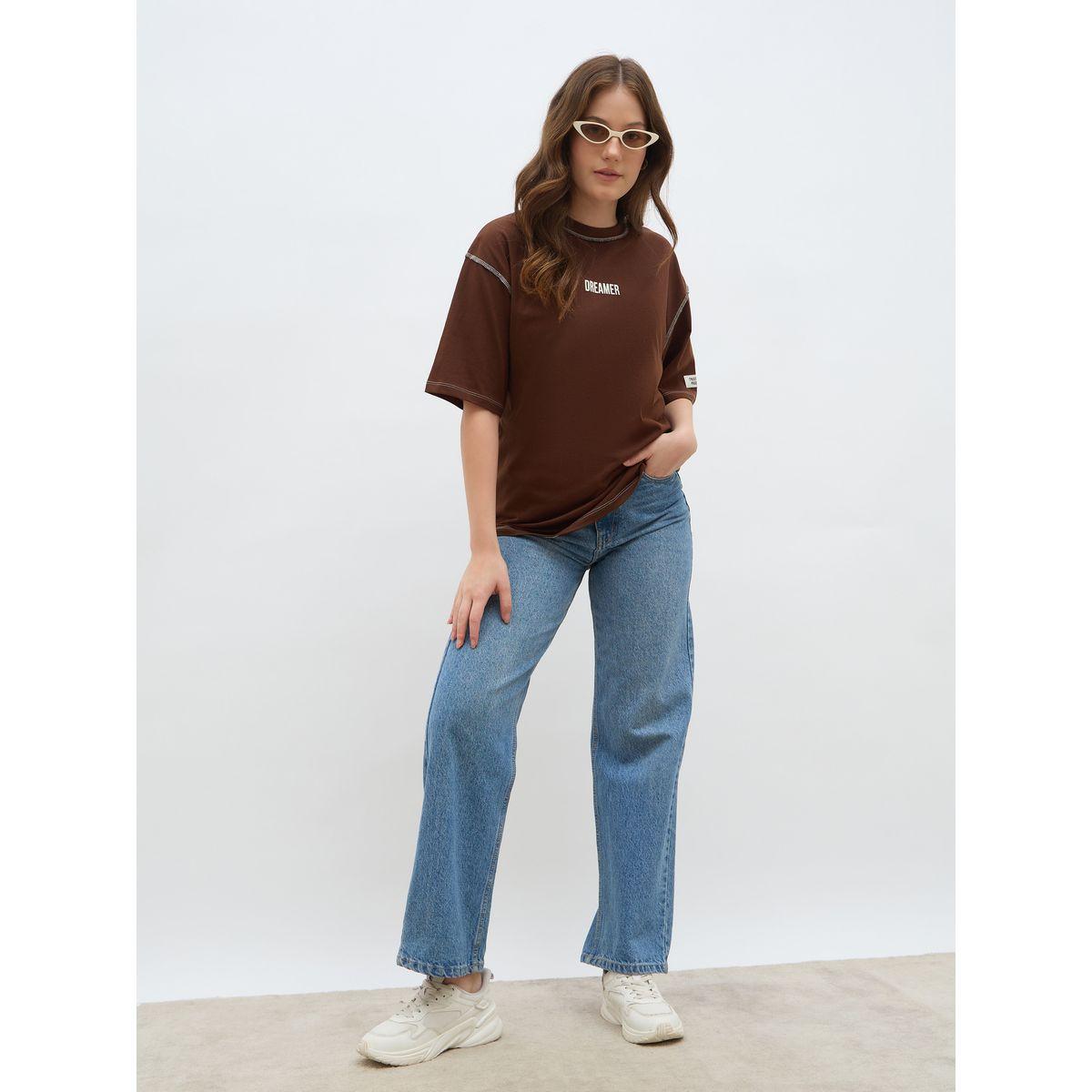 تيشيرت فضفاض بأكمام قصيرة وتفاصيل درزات-women-clothing-tshirts-image-1