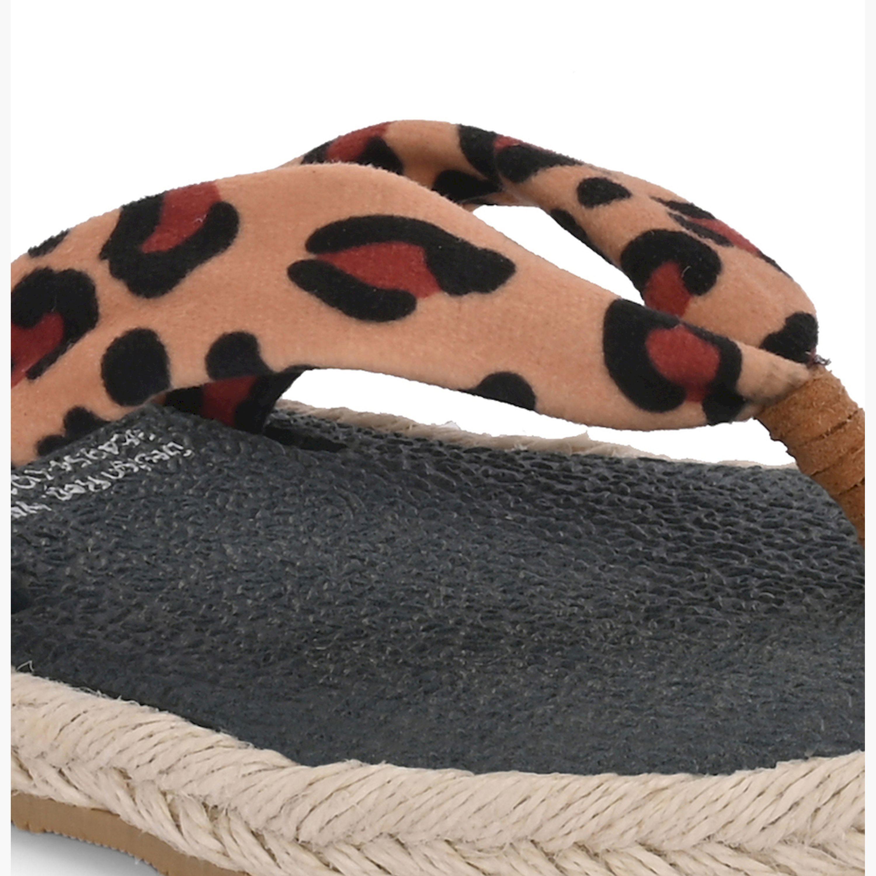 Fresh Feet x Styli Leopard Print Thong Toe Yoga Mat Slippers-women-shoes-sandals-flats-image-2