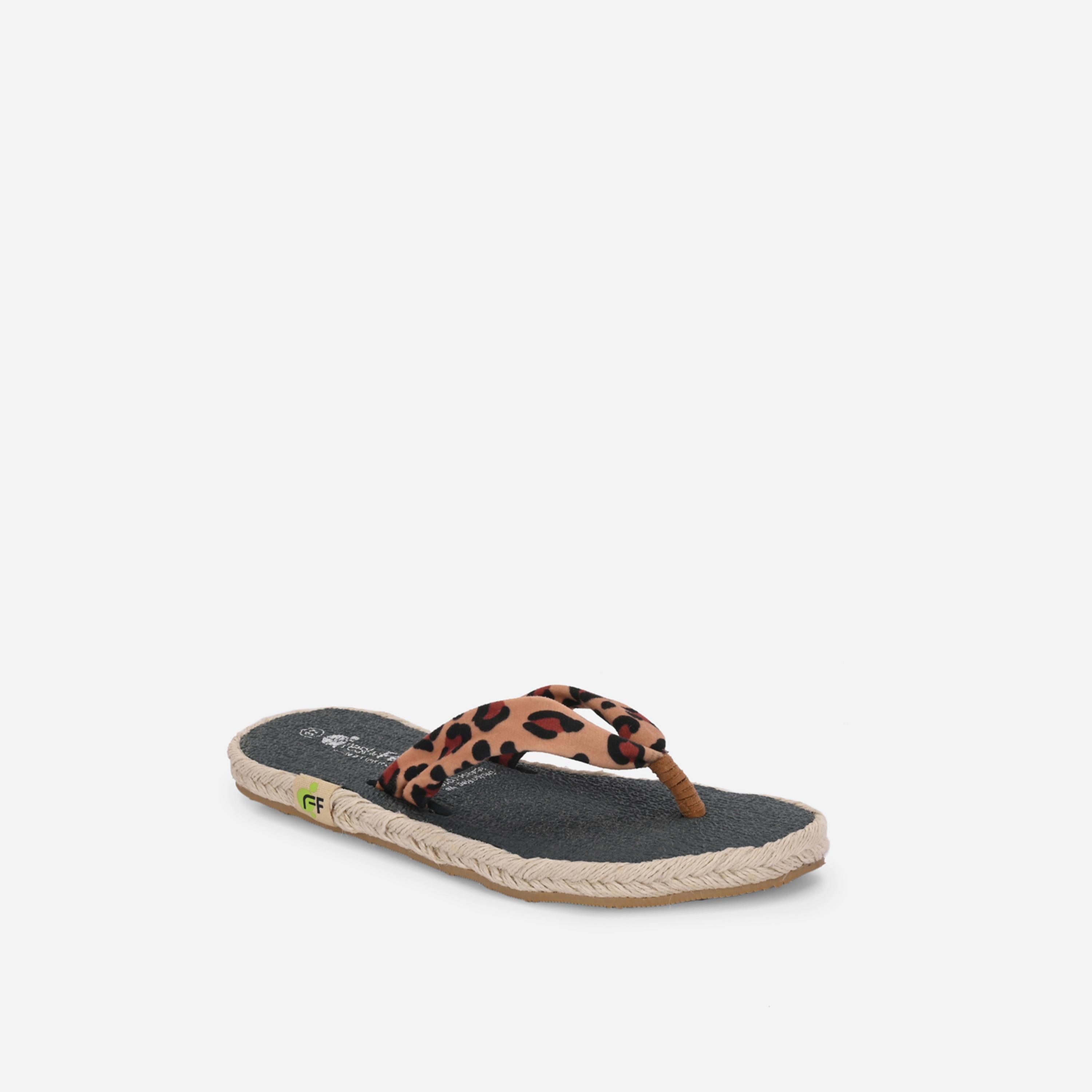 Fresh Feet x Styli Leopard Print Thong Toe Yoga Mat Slippers-women-shoes-sandals-flats-image-3