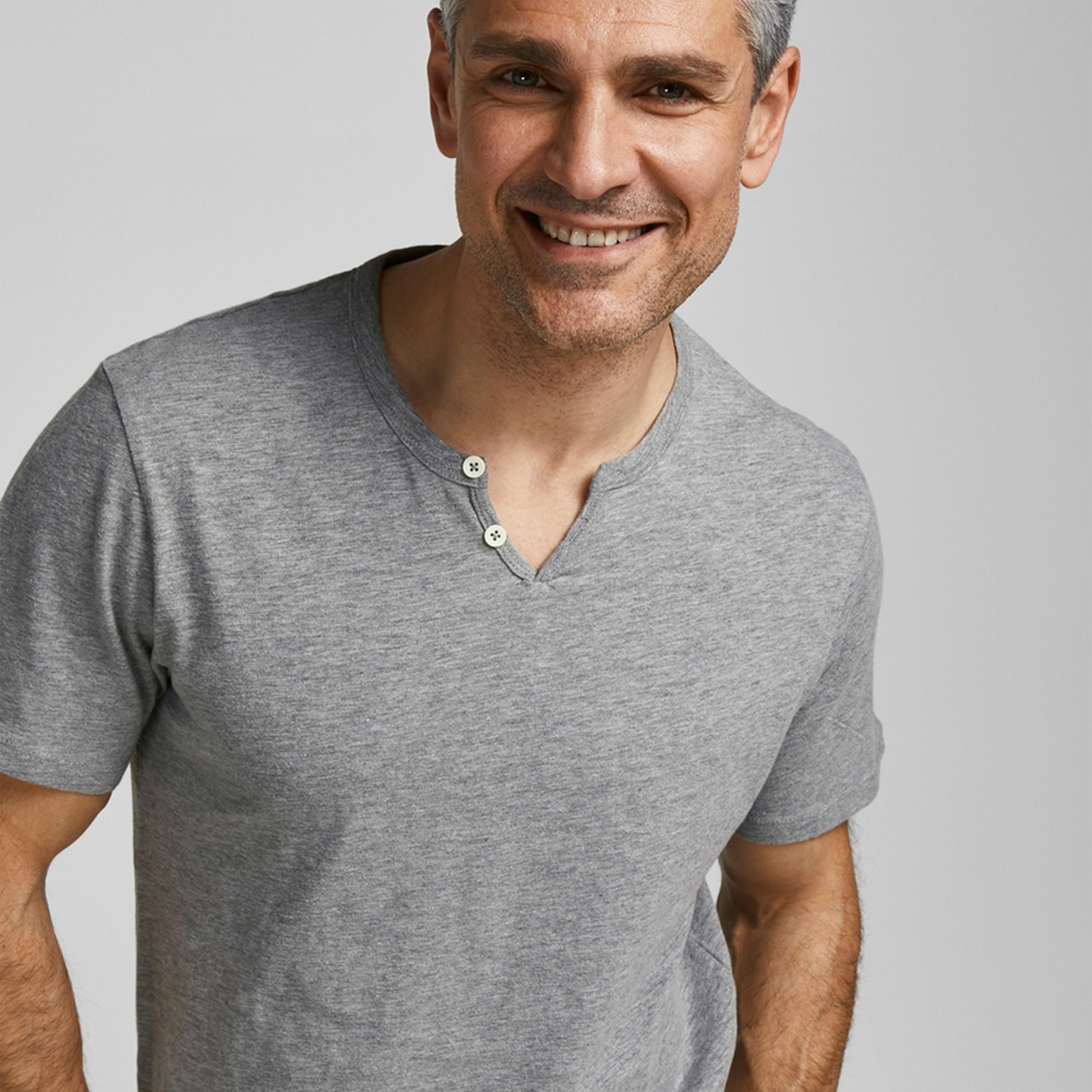 برودكت - تي شيرت بفتحة رقبة مقسمة وأكمام قصيرة-men-clothing-tshirtsandpolos-tshirts-image-2