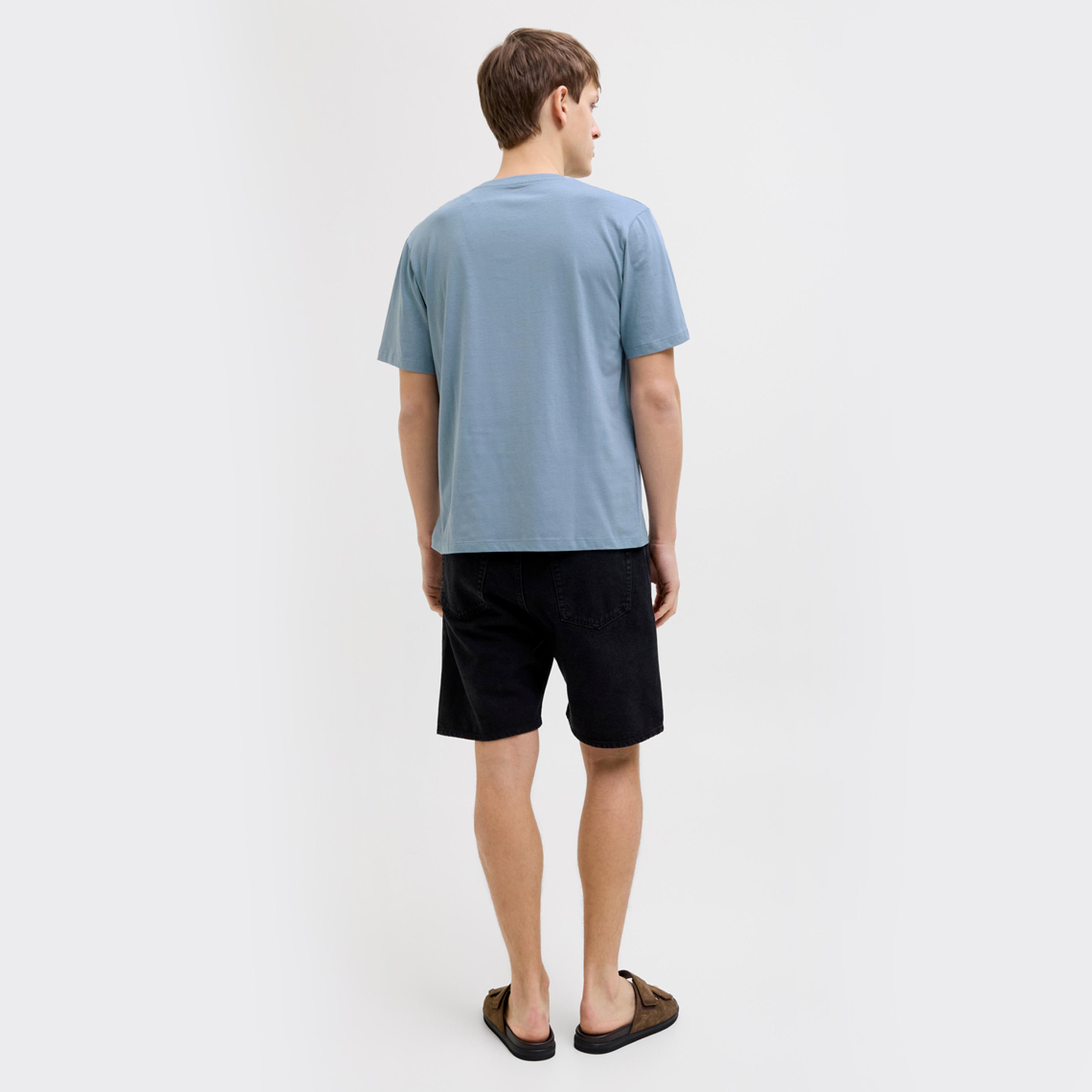 ريبيل × ستايلي - تي شيرت بشعار وفتحة رقبة دائرية بأكمام قصيرة-men-clothing-tshirtsandpolos-tshirts-image-3