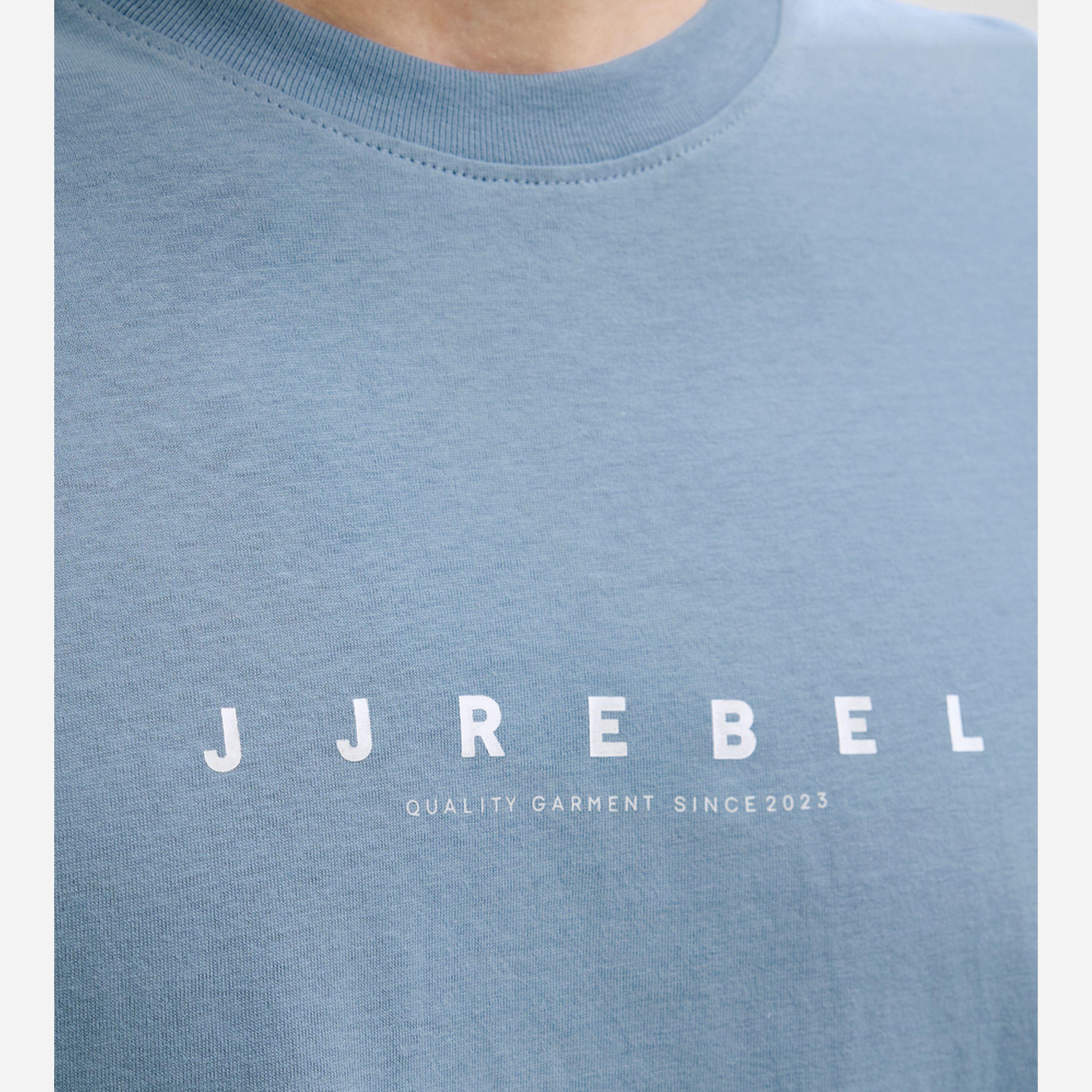 ريبيل × ستايلي - تي شيرت بشعار وفتحة رقبة دائرية بأكمام قصيرة-men-clothing-tshirtsandpolos-tshirts-image-4