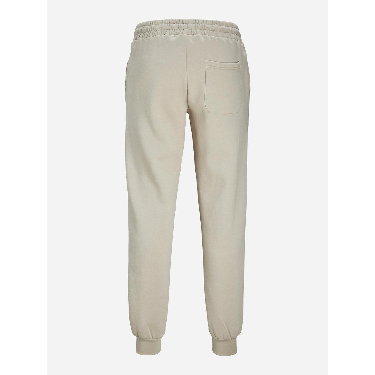 بنطال جوغر بطبعة شعار-men-clothing-bottoms-joggers-image-1