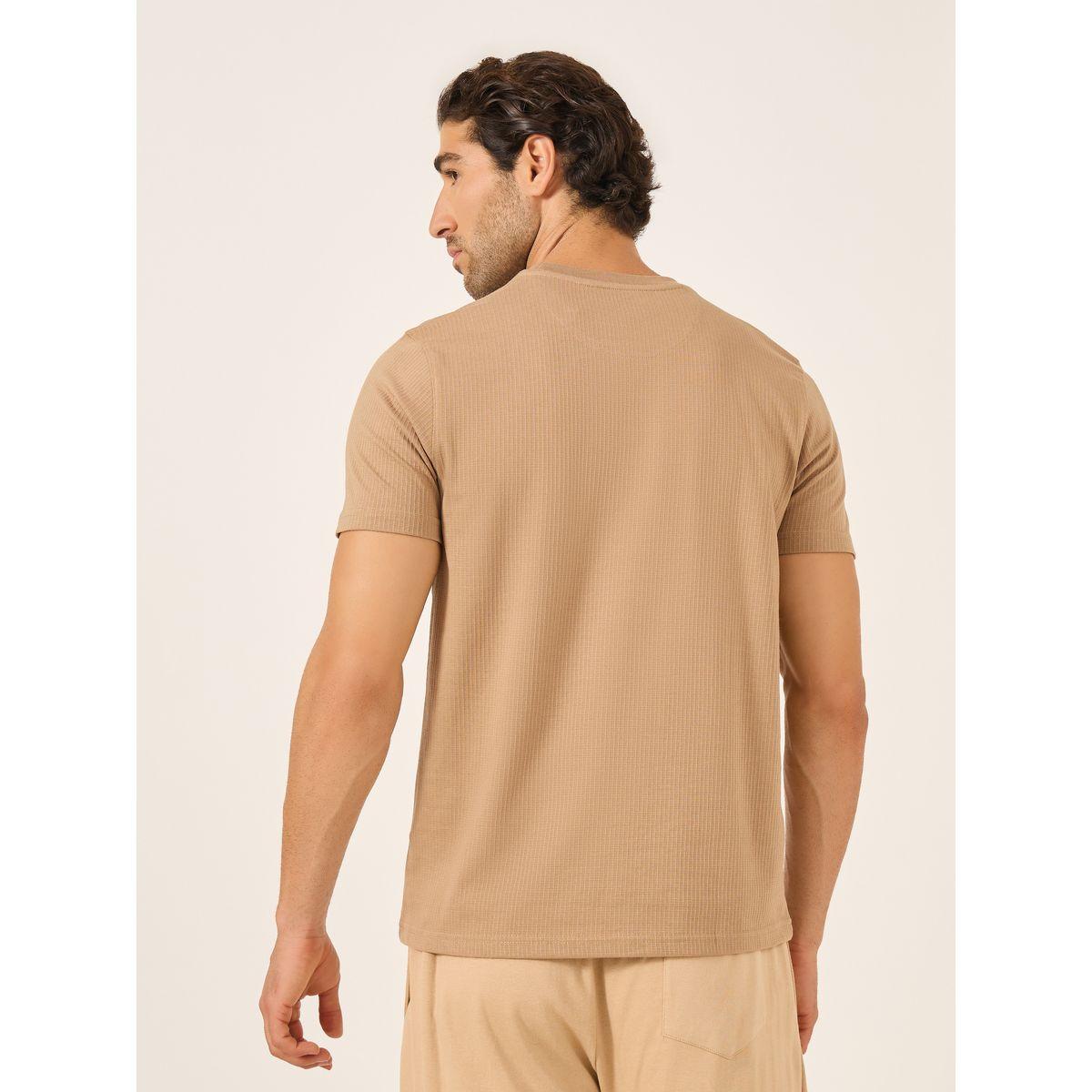 تيشيرت بطبعة جرافيك وأكمام قصيرة-men-clothing-tshirtsandpolos-tshirts-image-4