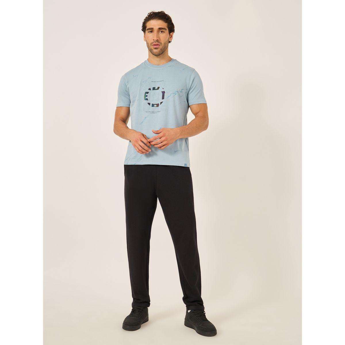 تيشيرت بياقة ضيقة وطبعة جرافيك-men-clothing-tshirtsandpolos-tshirts-image-2