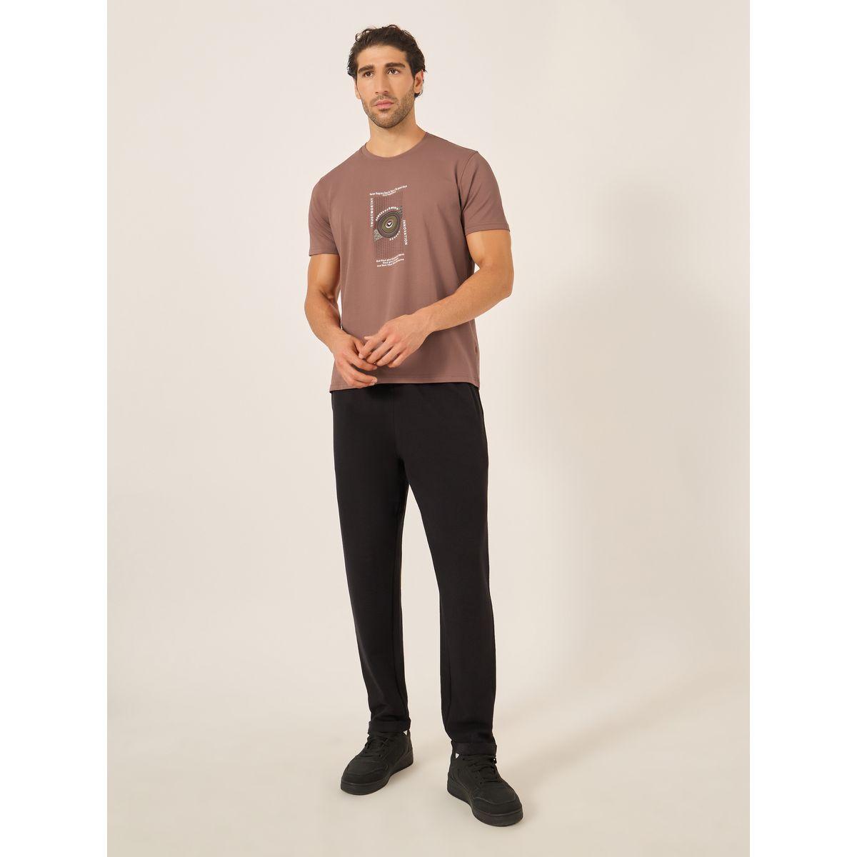 تيشيرت بطبعة جرافيك وأكمام قصيرة-men-clothing-tshirtsandpolos-tshirts-image-2