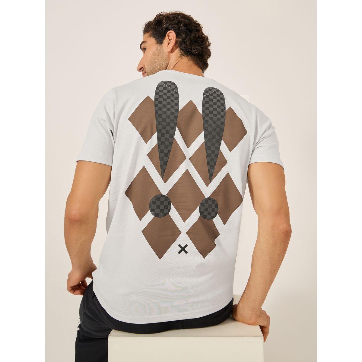 تيشيرت بياقة ضيقة وطبعة جرافيك-men-clothing-tshirtsandpolos-tshirts-image-1