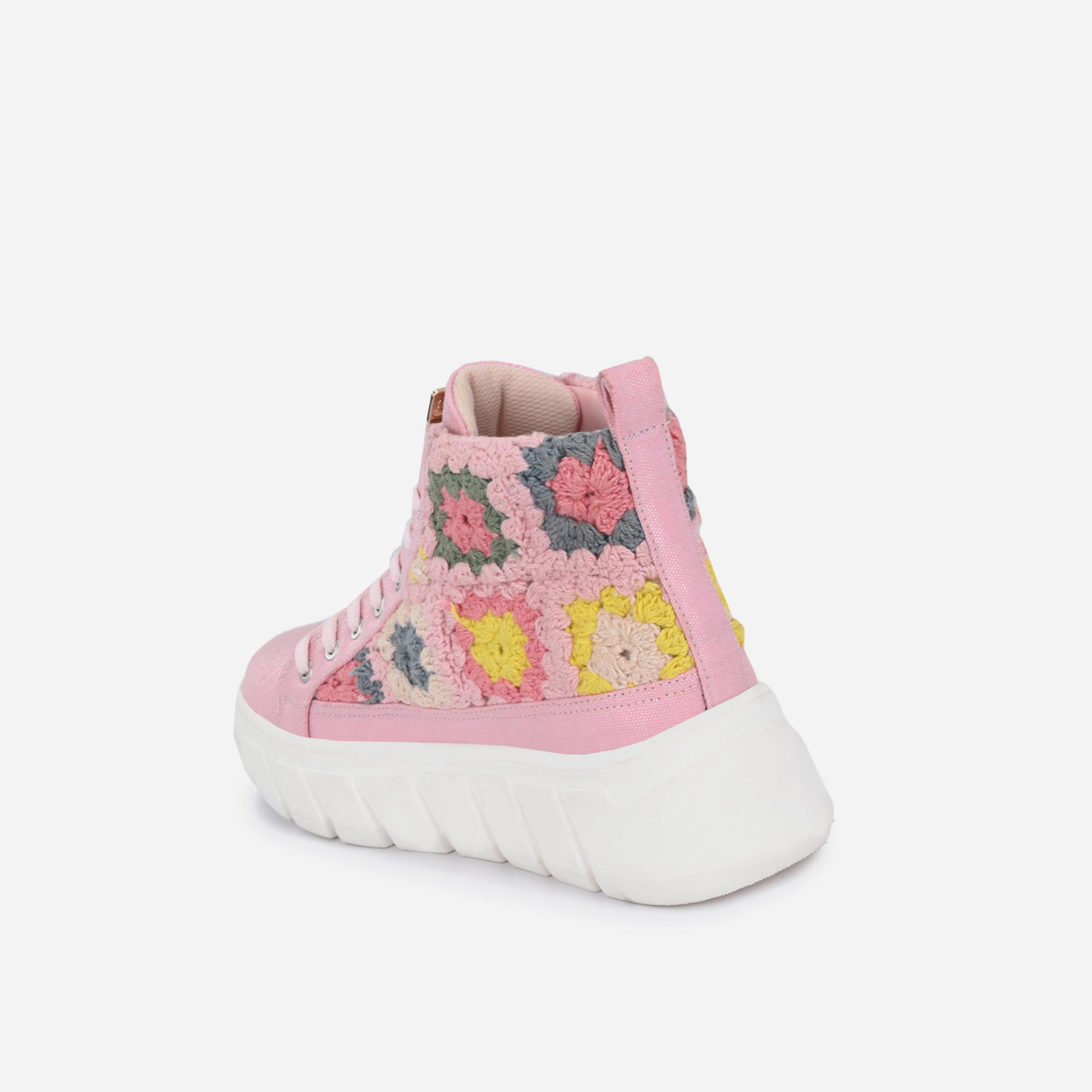 فريش فيت × ستايلي - حذاء رياضي كروشيه مرتفع الياقة برباط-women-shoes-sneakers-image-4