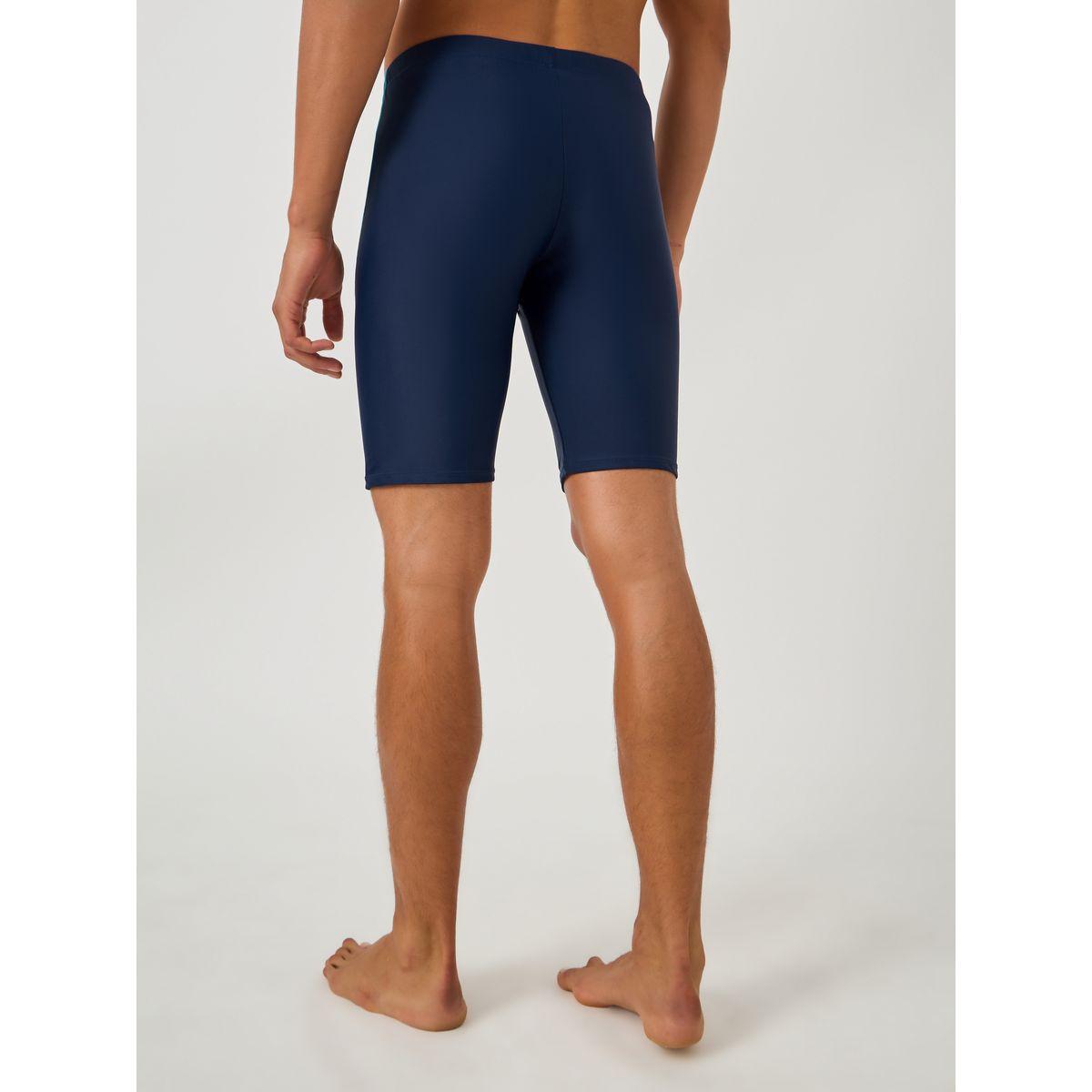 شورت سباحة ضيق بطبعة كتابة وحزوز-men-clothing-bottoms-shorts-image-4