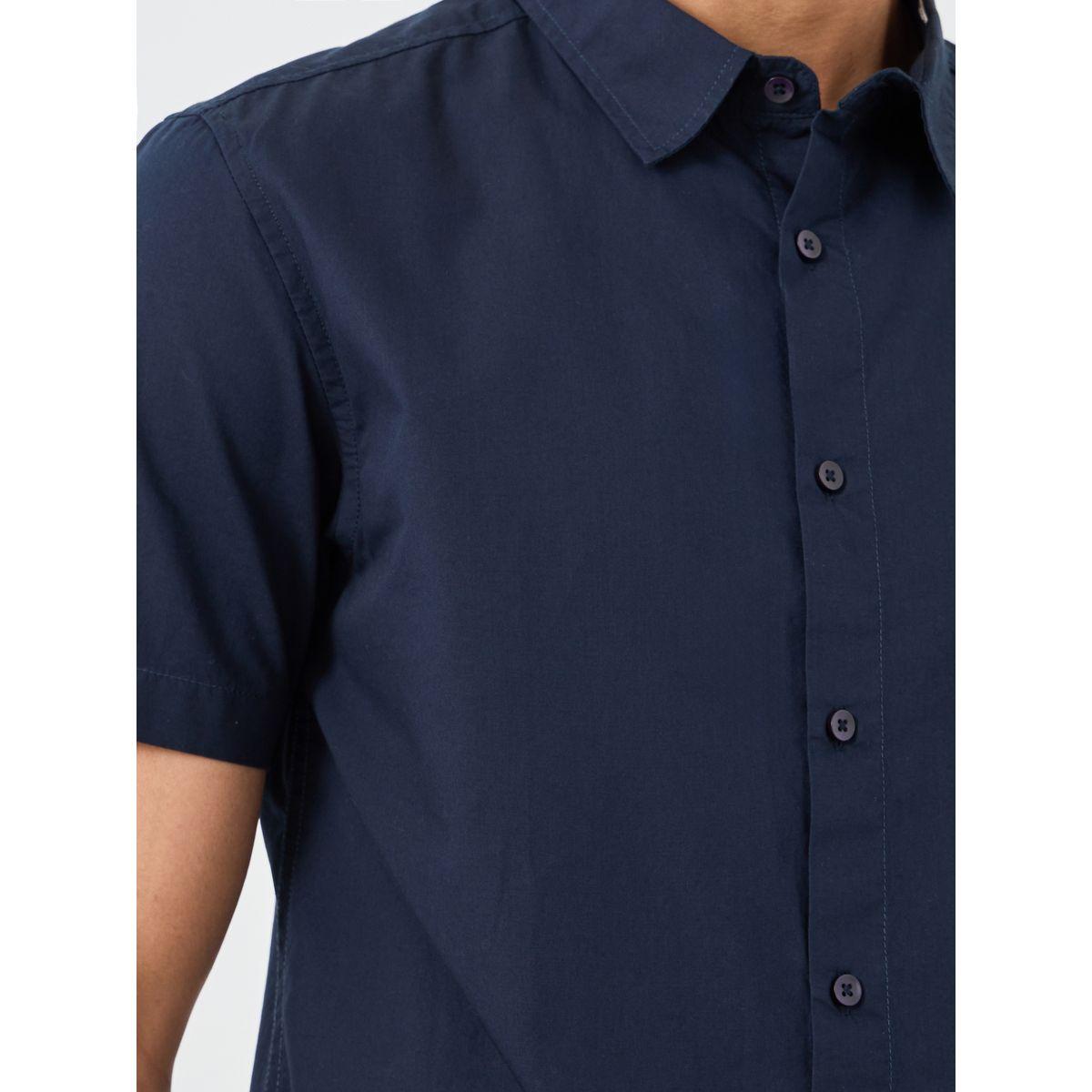 Styli Solid Poplin Woven Regular Fit Short Sleeve Shirt-men-clothing-shirts-image-3