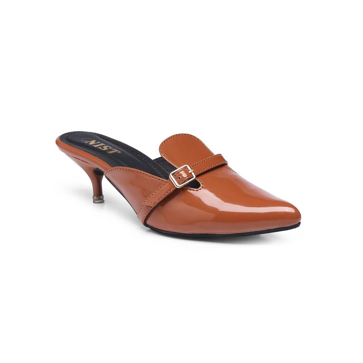 حذاء ميولز بكعب قطة ومقدمة مدببة مع إبزيم-women-shoes-heels-image-2