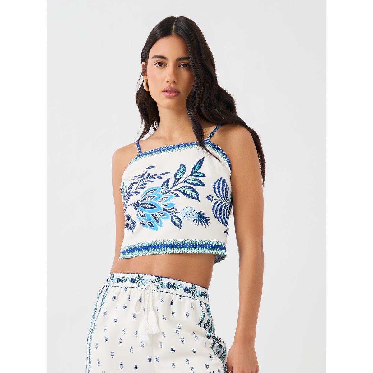 Styli Strappy Lace Hem Crop Top-women-clothing-tshirts-image-3