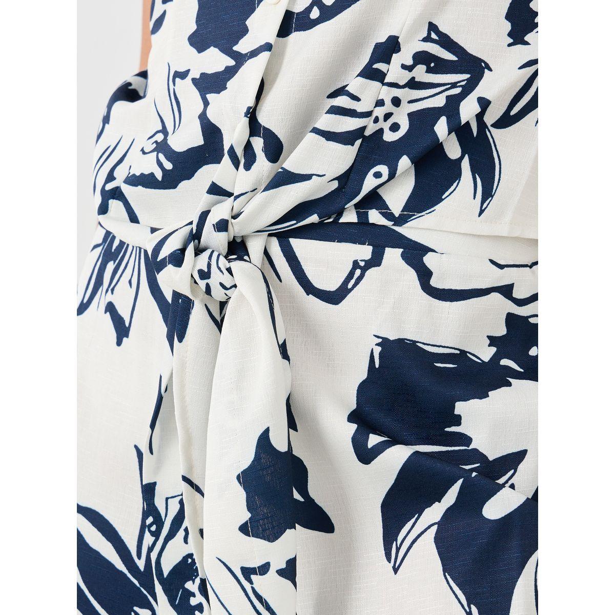 بلوزة مخططة بلا أكمام مع ياقة ريزورت وأربطة-women-clothing-shirtsandblouses-shirts-image-3