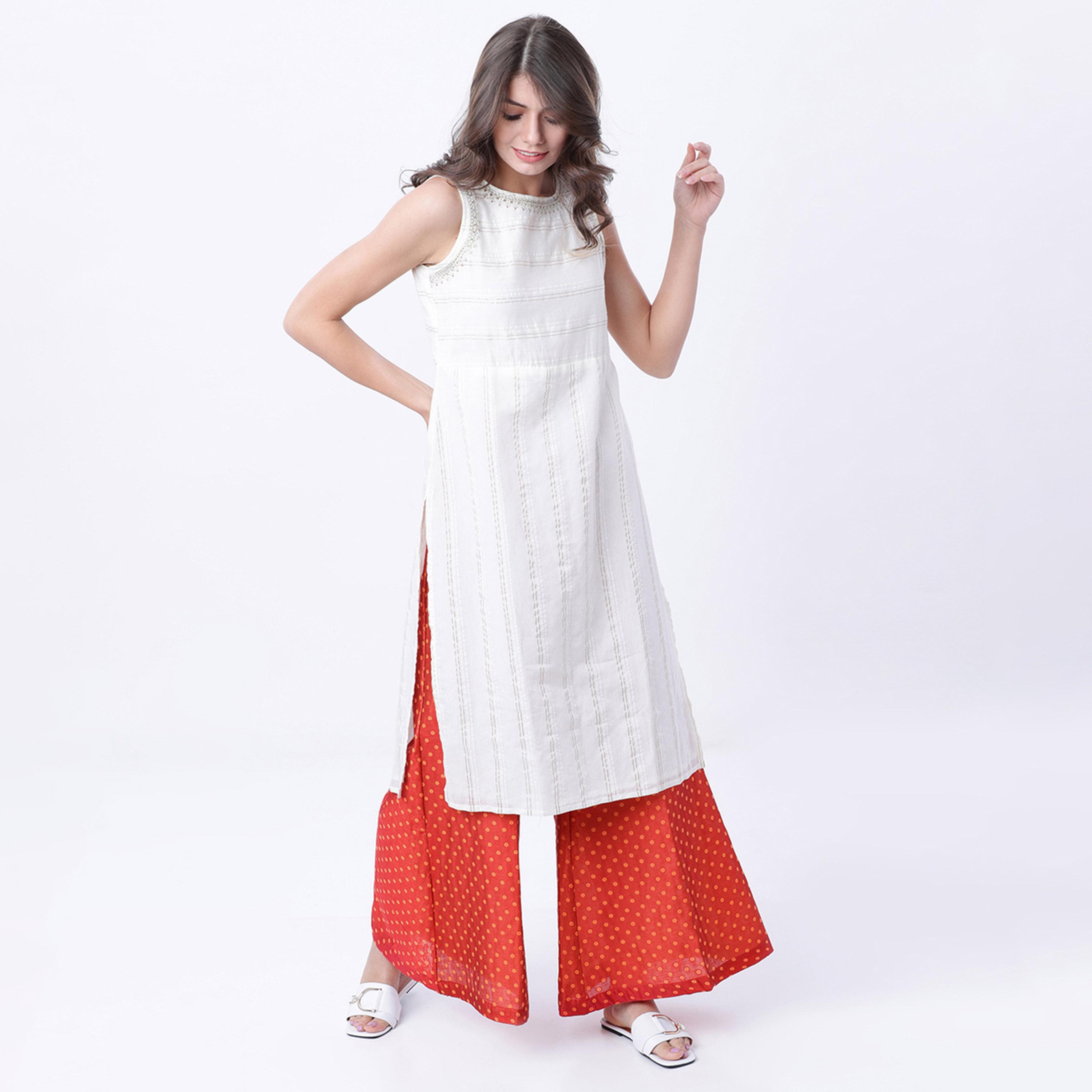 Vishudh X Styli Women Red Regular Fit Printed Parallel Trousers-women-clothing-bottoms-trousers-image-5