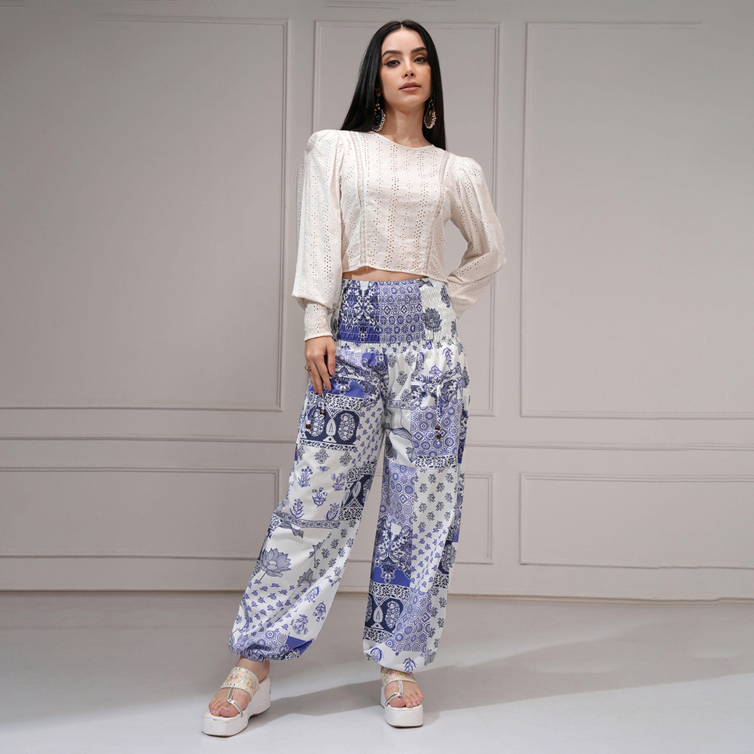 فيشود × ستايلي - بنطال نسائي مطبوع بزخارف عرقية-women-clothing-bottoms-trousers-image-2