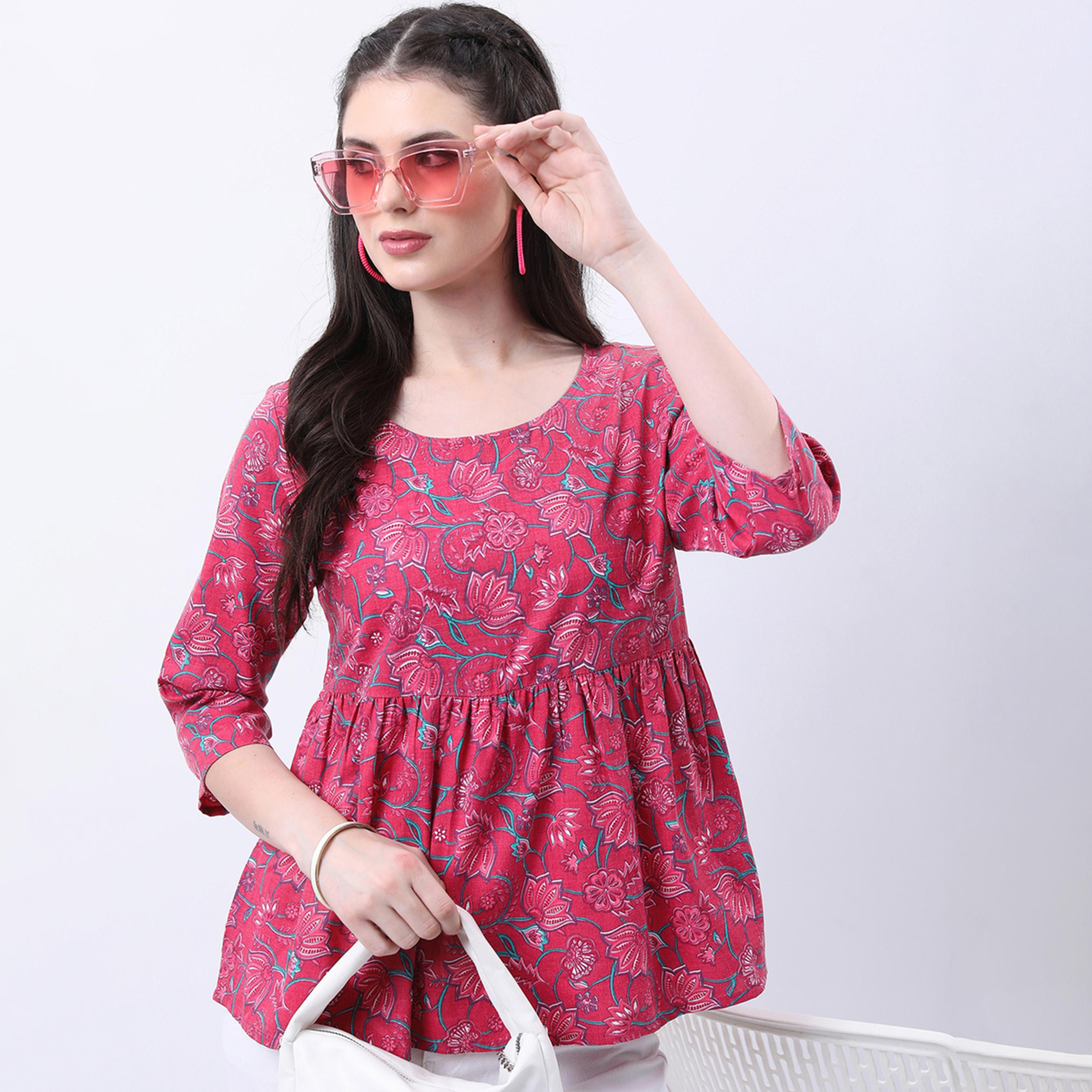 فيشود × ستايلي - بلوزة بطبعة زهور وقصة A - وردي وأخضر-women-clothing-shirtsandblouses-blouses-image-1