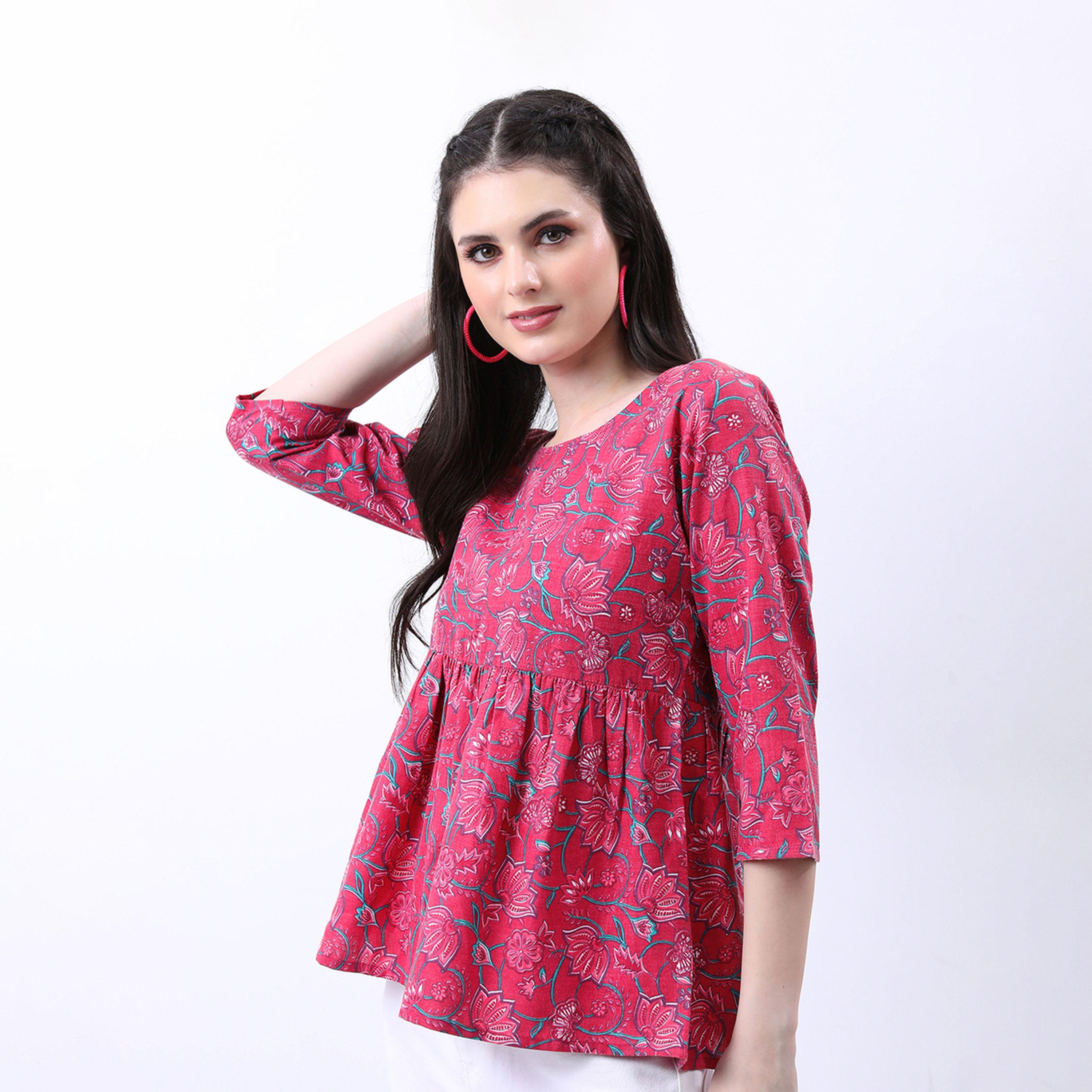 فيشود × ستايلي - بلوزة بطبعة زهور وقصة A - وردي وأخضر-women-clothing-shirtsandblouses-blouses-image-4