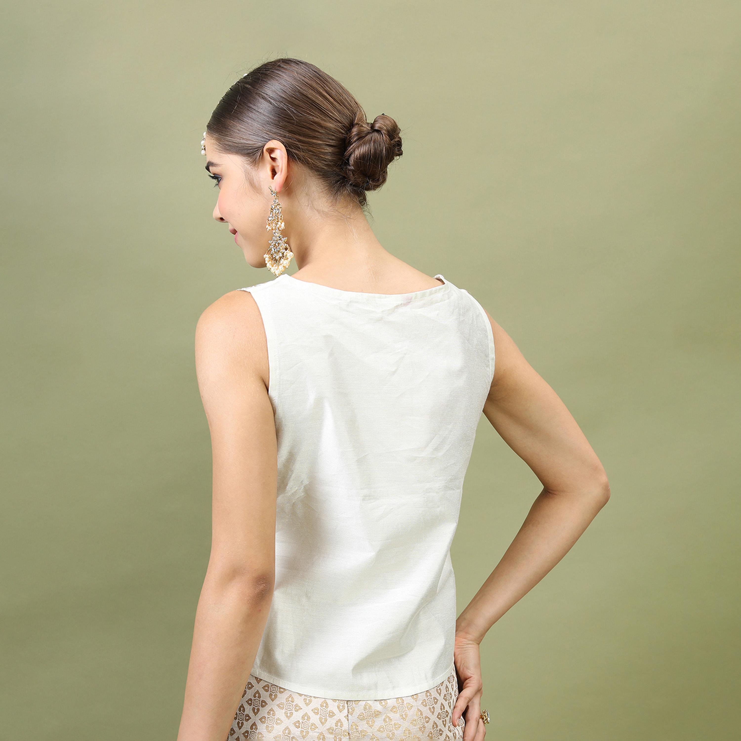 فيشود × ستايلي - بلوزة نسائية برقبة دائرية مطبوعة بزخارف عرقية-women-clothing-shirtsandblouses-blouses-image-3