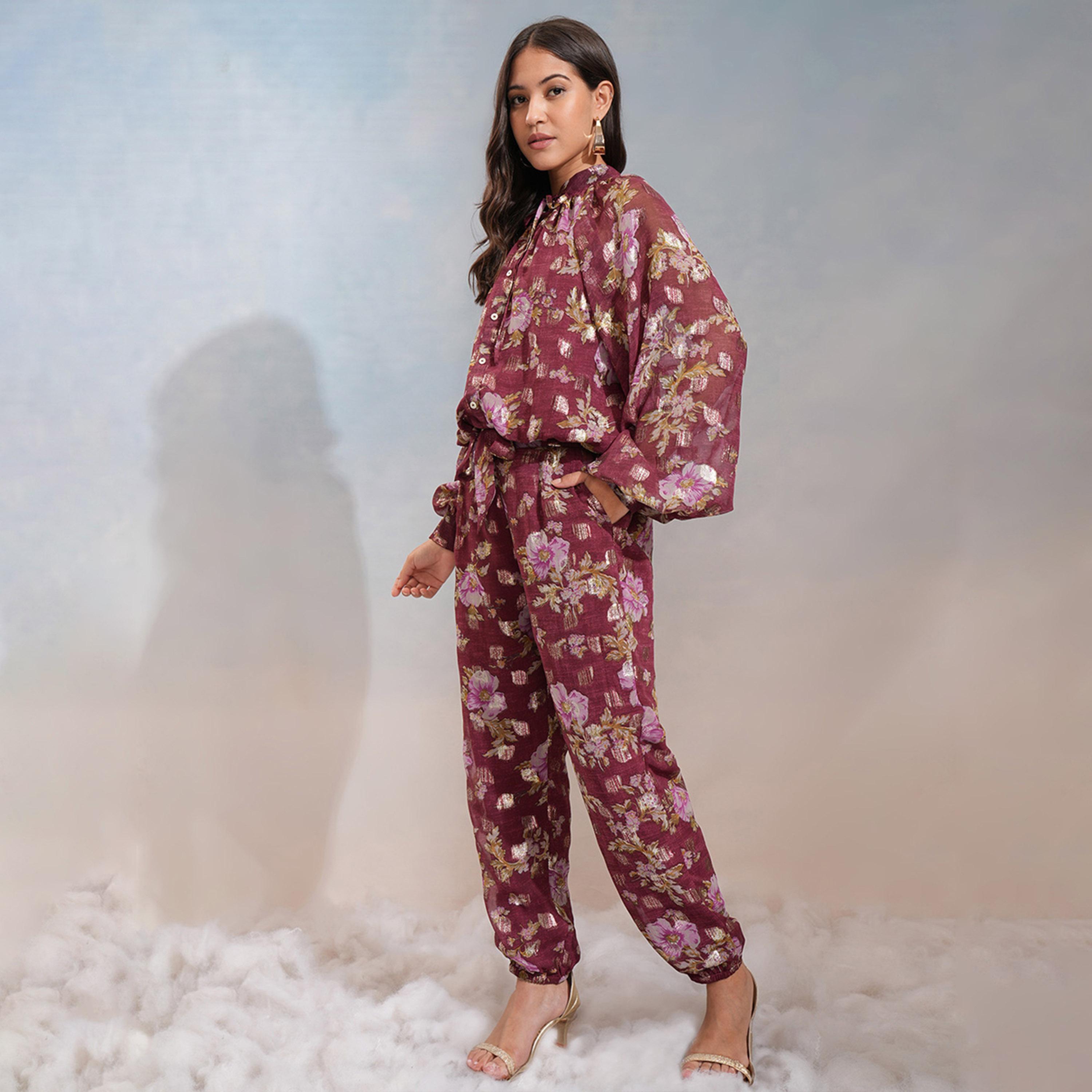 Vishudh X Styli Floral Printed Tie-Up Neck Top With Joggers-women-clothing-coordsets-image-4