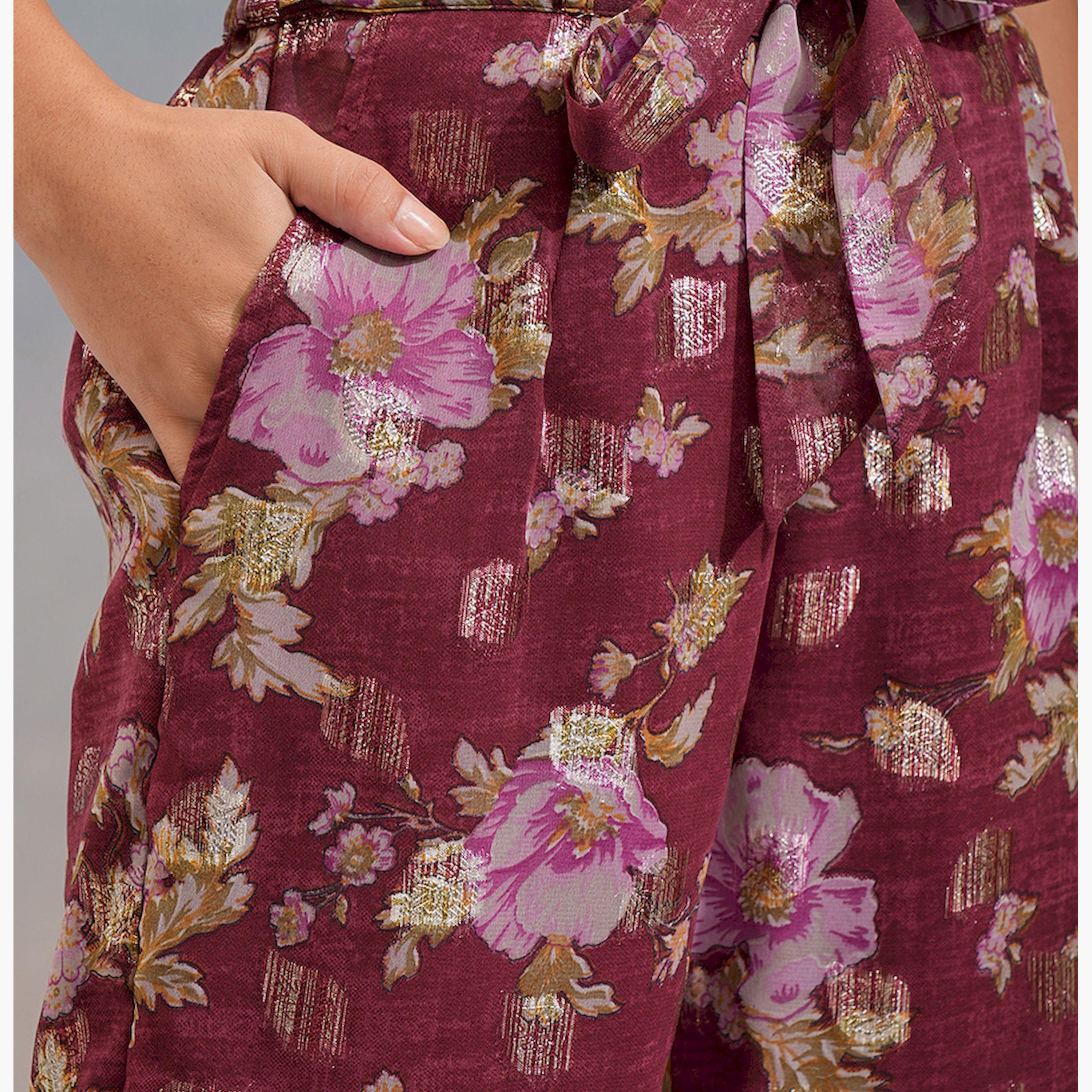 Vishudh X Styli Floral Printed Tie-Up Neck Top With Joggers-women-clothing-coordsets-image-7