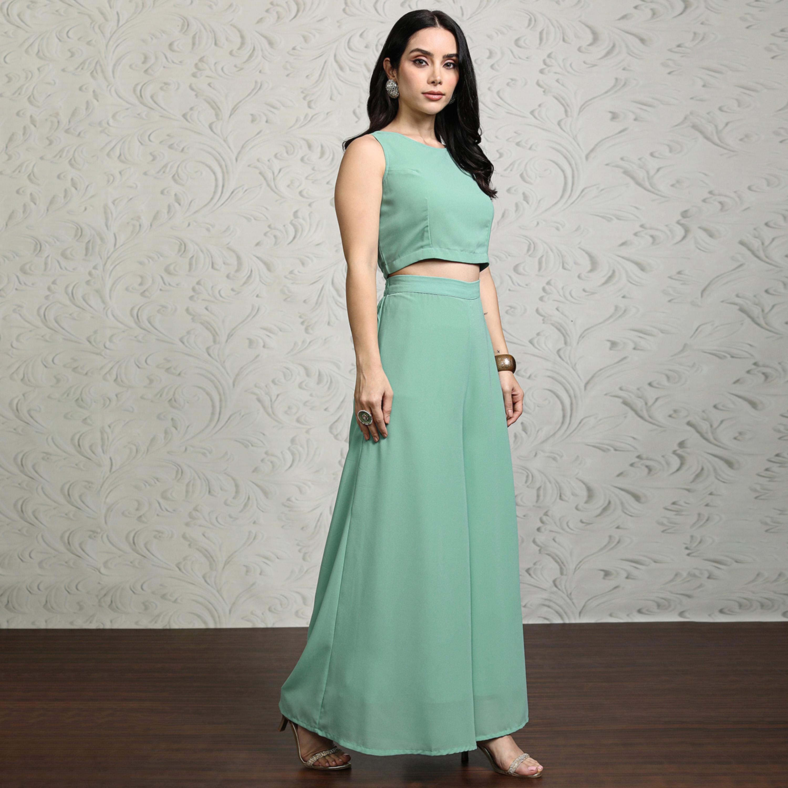 Vishudh X Styli Women Crop Top & Palazzo With Embroidered Mandarin Collar Shrug-women-clothing-coordsets-image-4