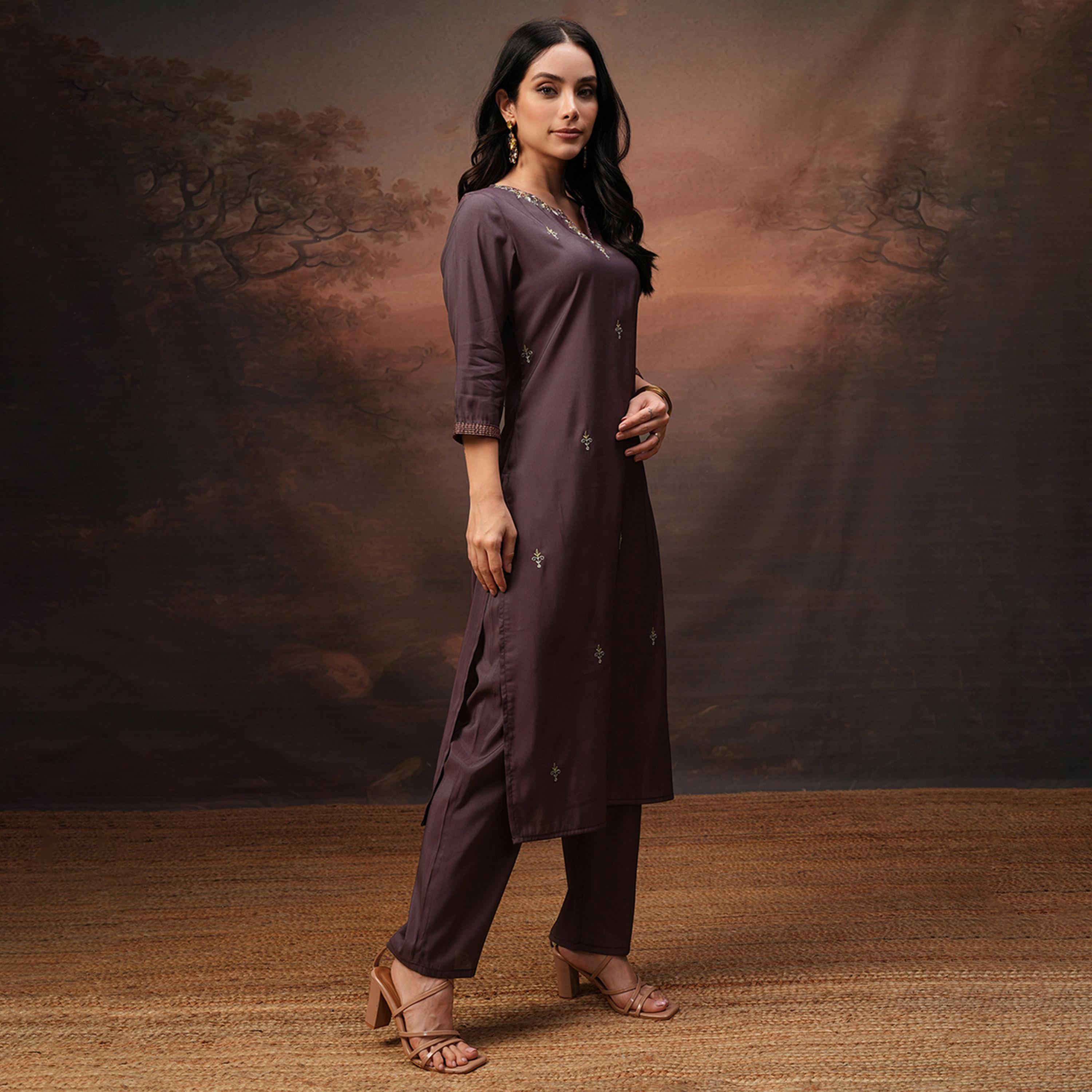 فيشود × ستايلي - تونيك مطرز برقبة دائرية وأكمام ثلاثة أرباع مع بنطال - برغندي-women-clothing-coordsets-image-6