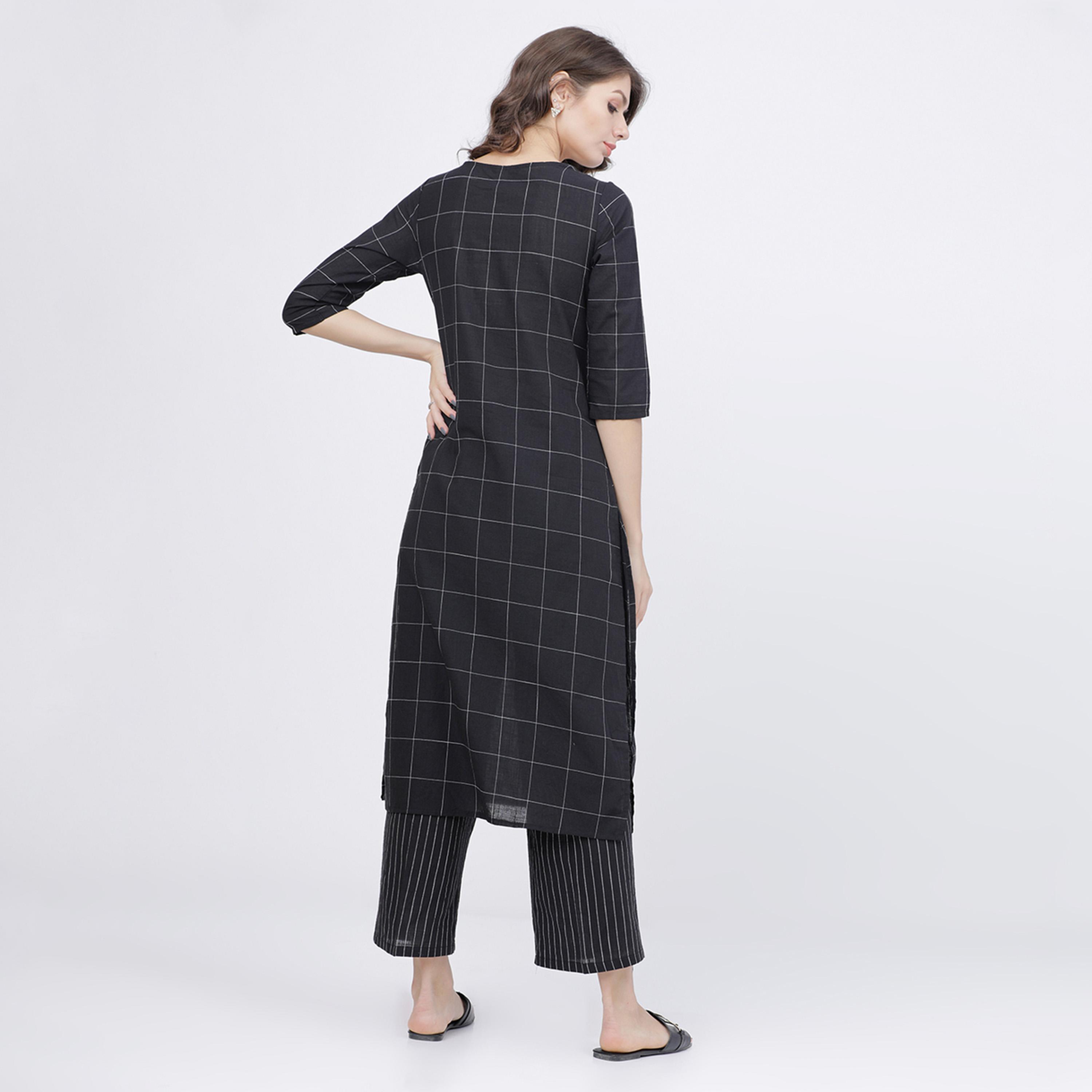 فيشود × ستايلي - كورتا مربعات بقصة مستقيمة باللونين الأسود والأبيض للنساء-women-clothing-ethnicwear-kurtas-image-3
