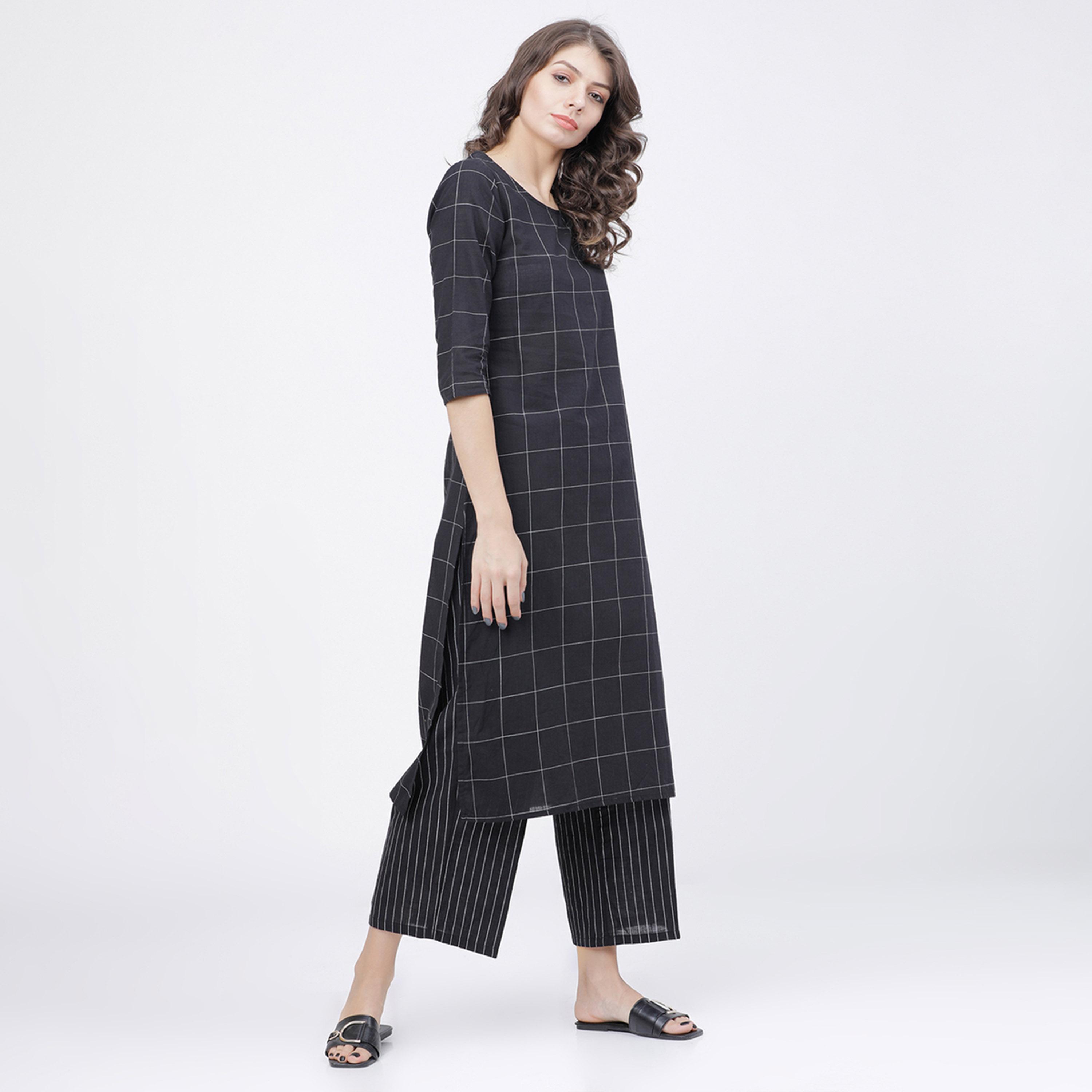 فيشود × ستايلي - كورتا مربعات بقصة مستقيمة باللونين الأسود والأبيض للنساء-women-clothing-ethnicwear-kurtas-image-5